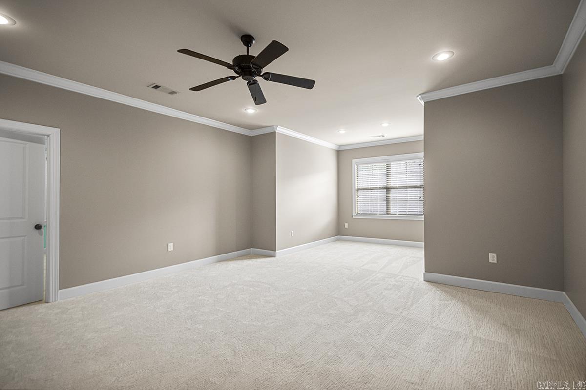 WOODLANDS EDGE - Residential