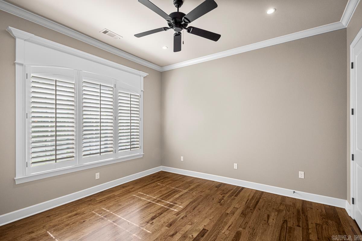 WOODLANDS EDGE - Residential