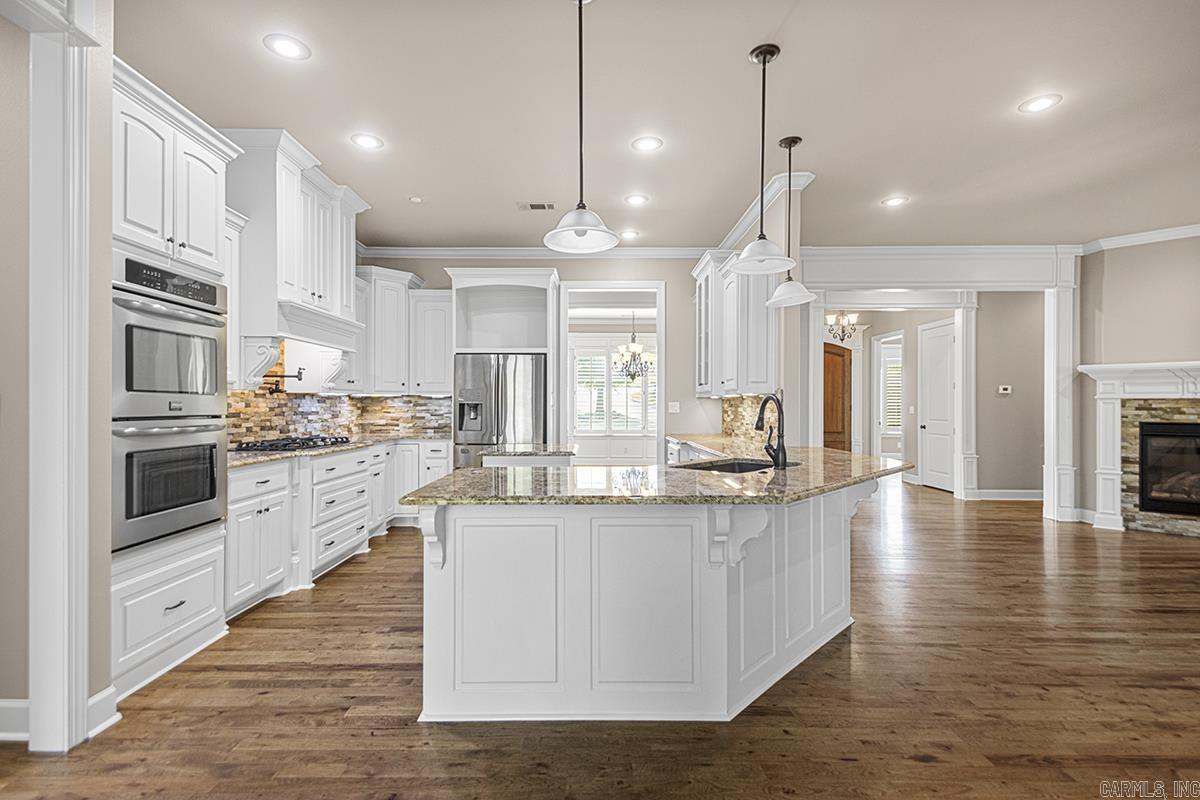 WOODLANDS EDGE - Residential