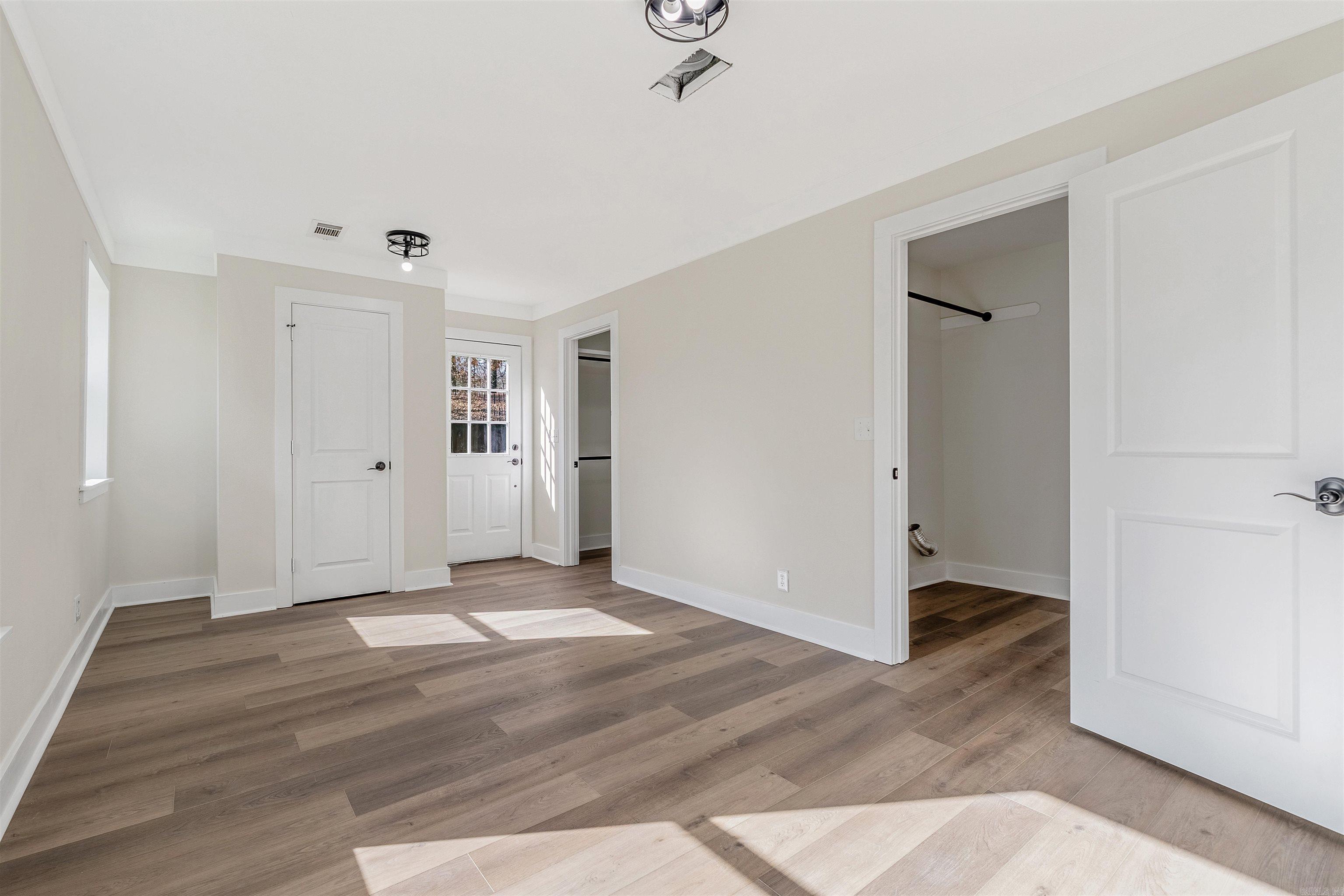 Saltillo - Residential