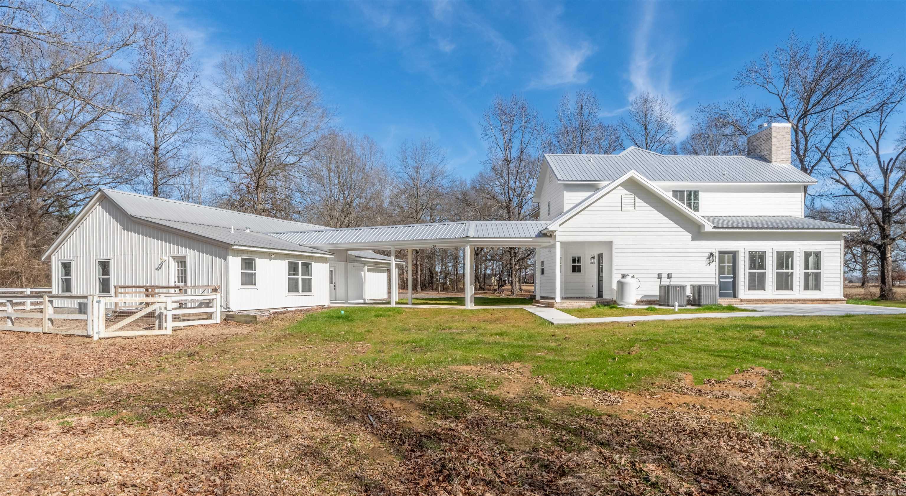 Saltillo - Residential