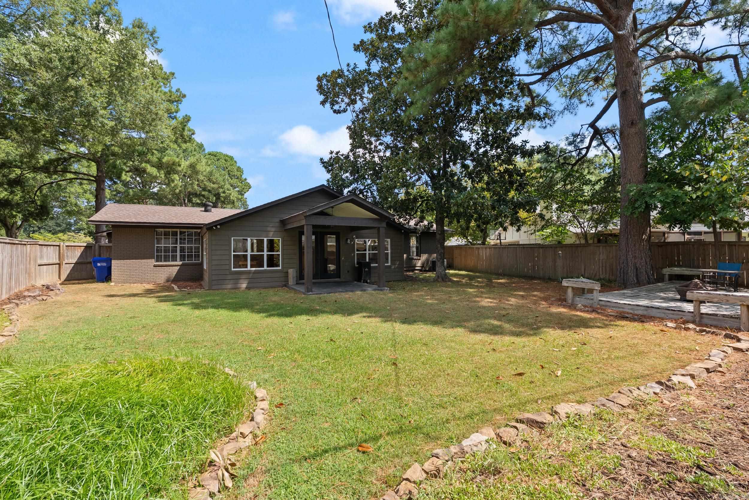 OAK FORREST - Residential