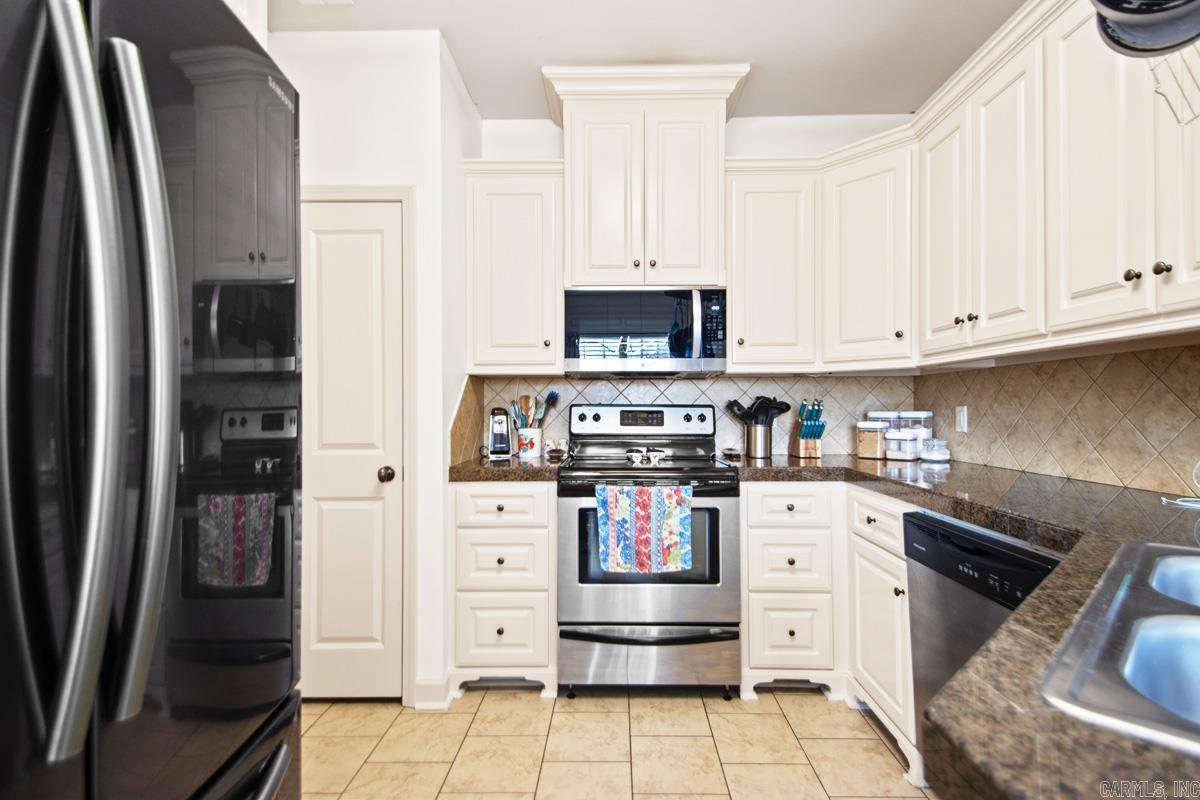 EDEN ESTATES - Residential