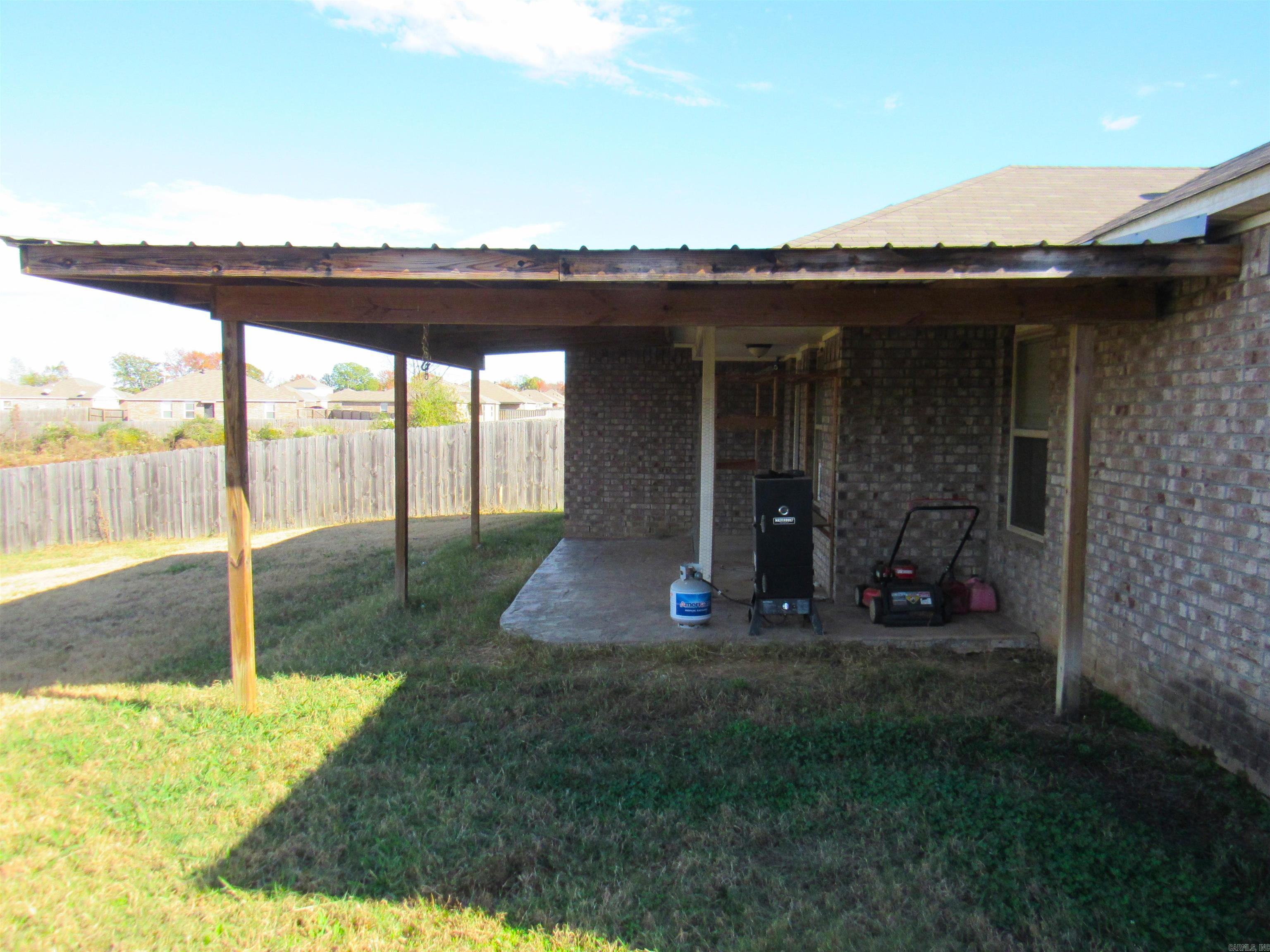 TRAMMEL ESTATES - Residential