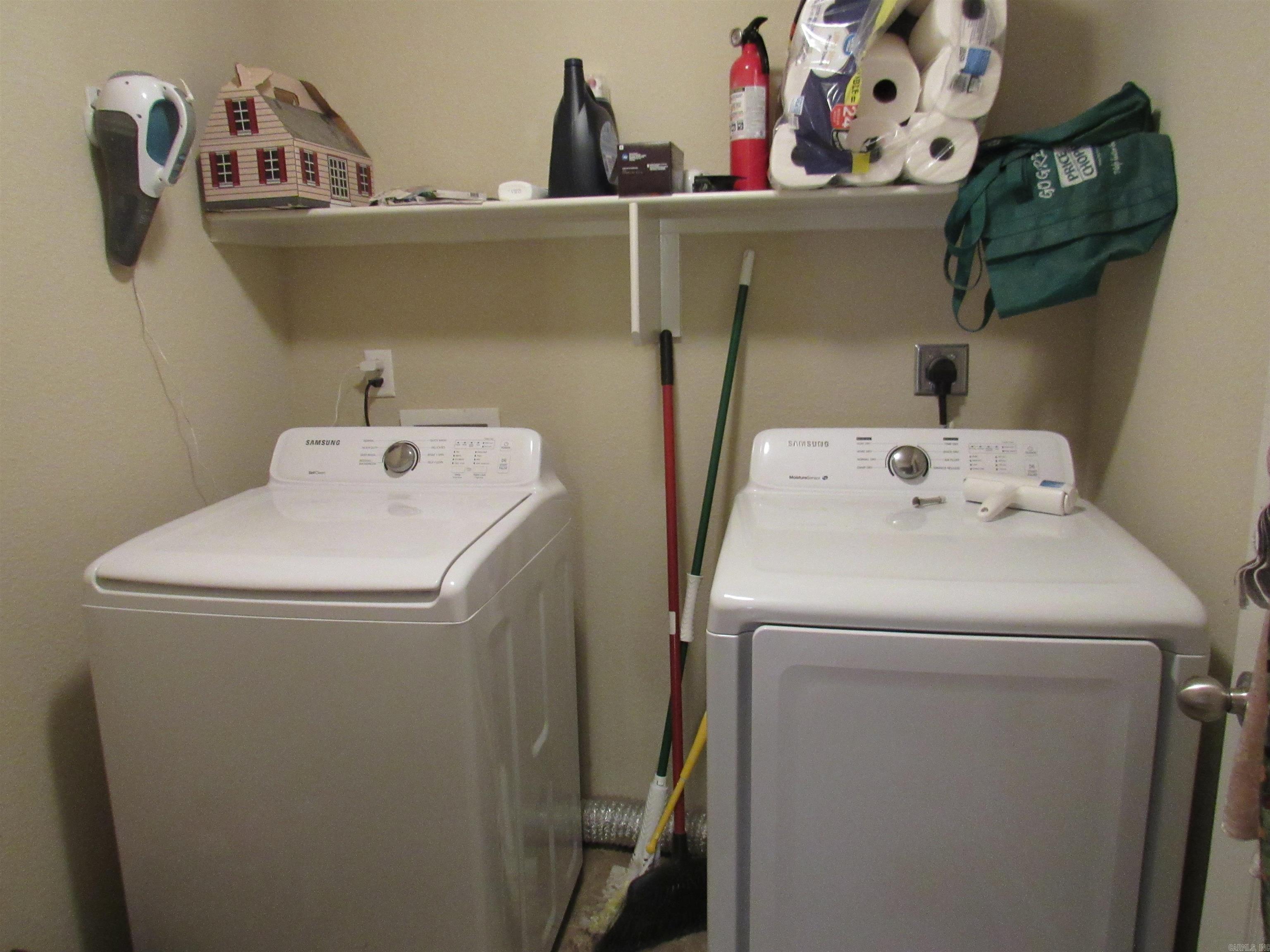 TRAMMEL ESTATES - Residential