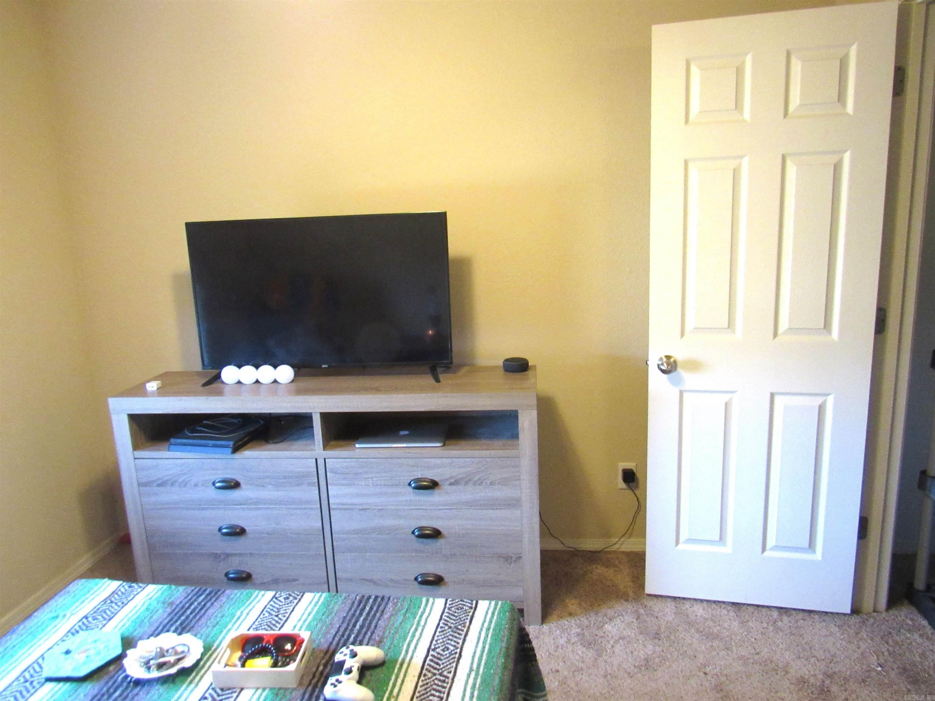 TRAMMEL ESTATES - Residential