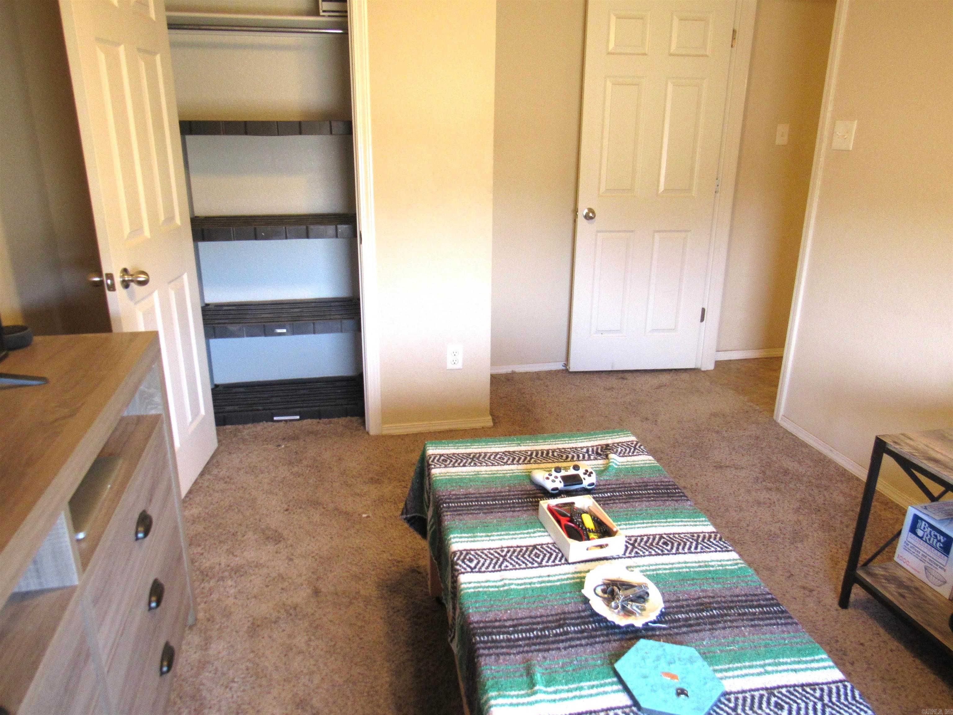 TRAMMEL ESTATES - Residential