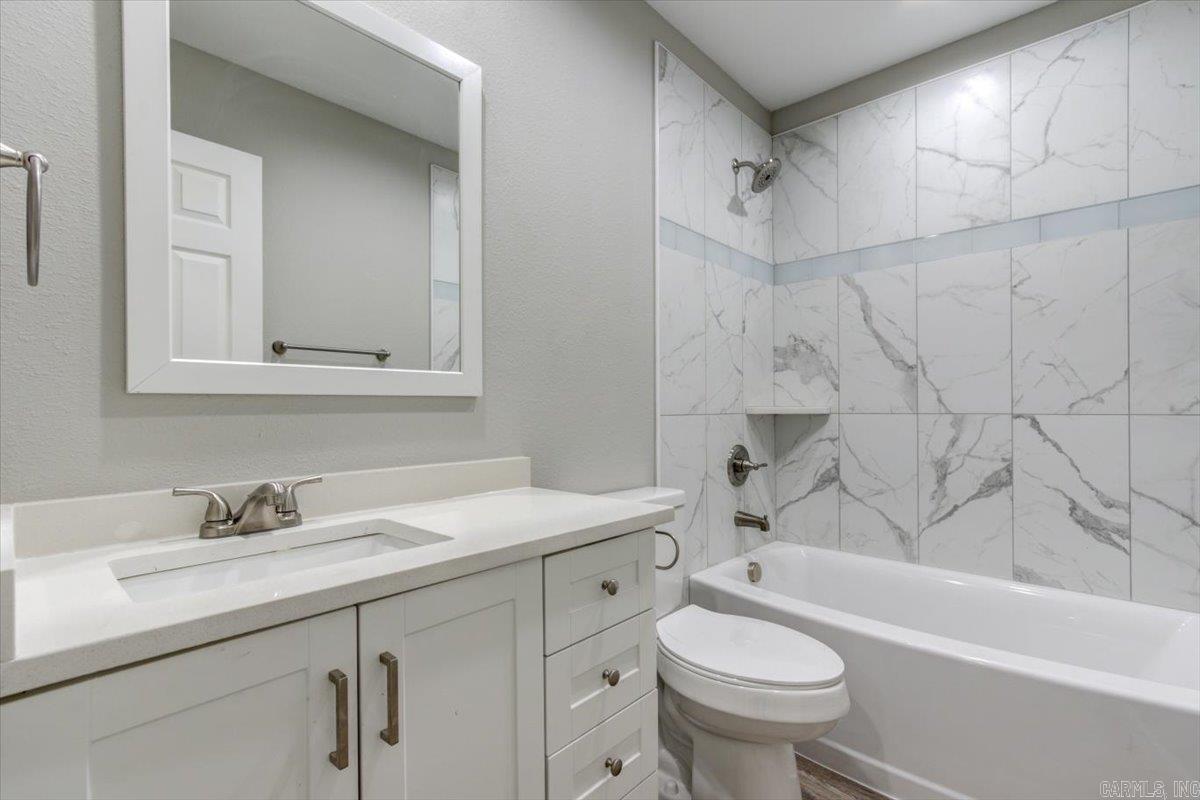 Elysian Hills Estates - Residential Lease