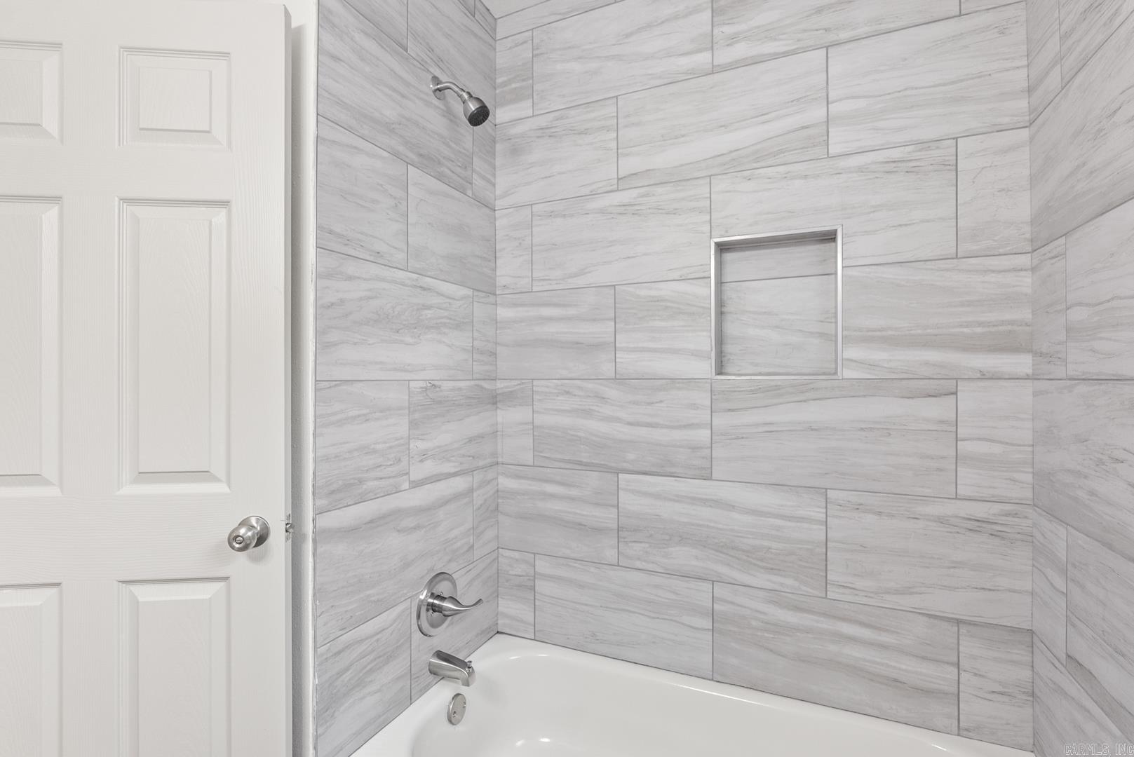 OAKHURST - Residential