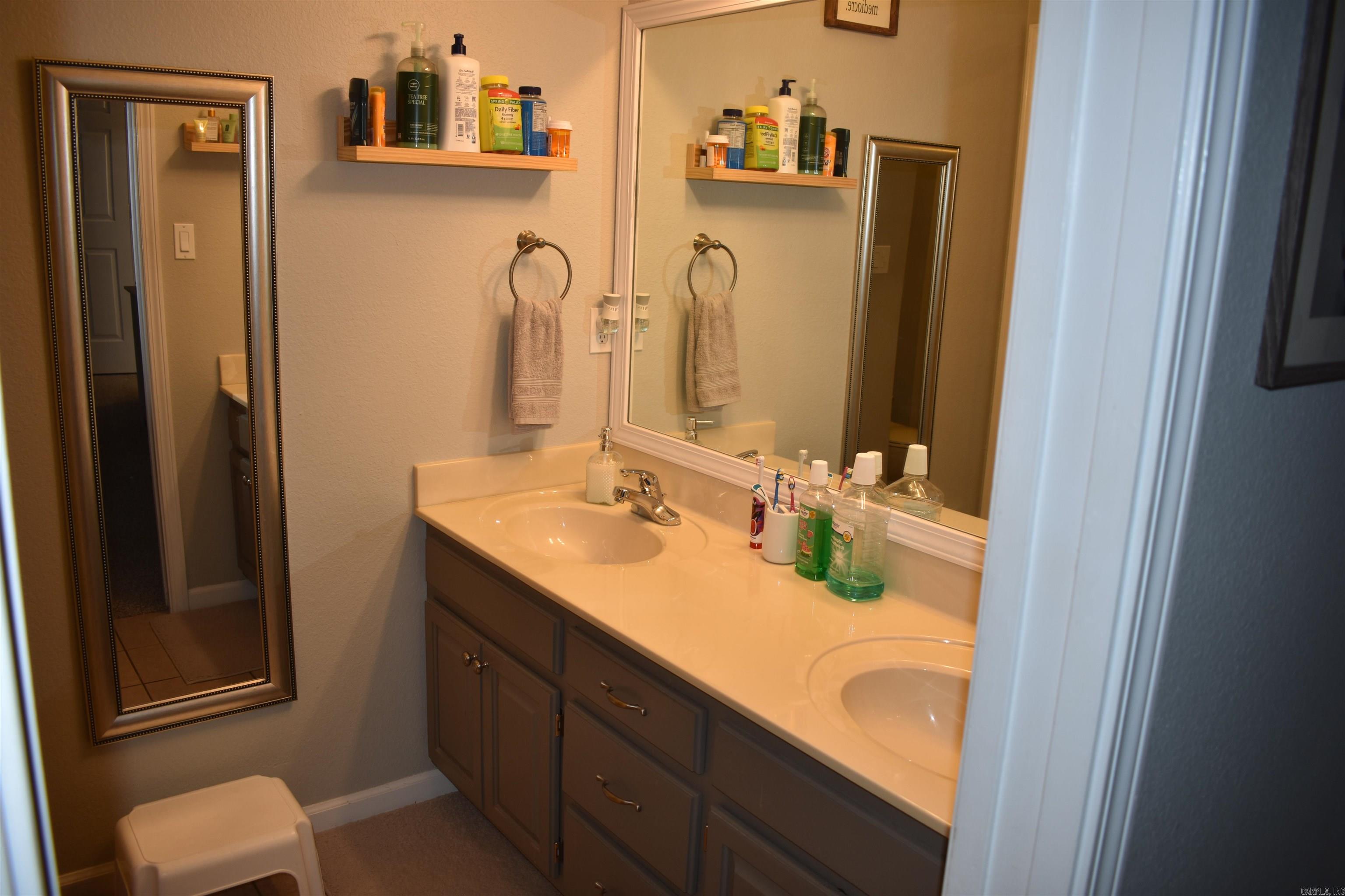 MEADOW WEST ADDN - Residential