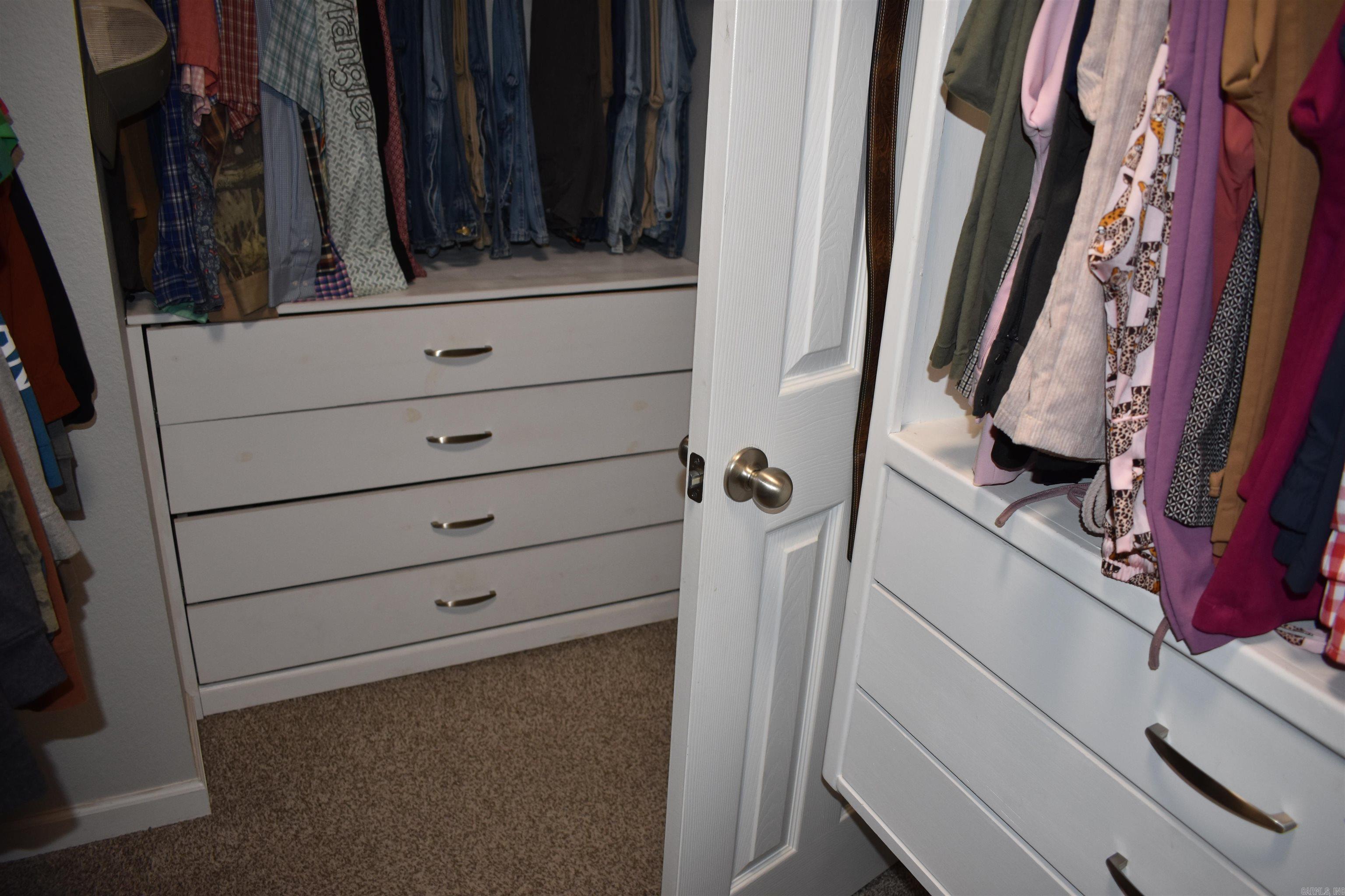 MEADOW WEST ADDN - Residential