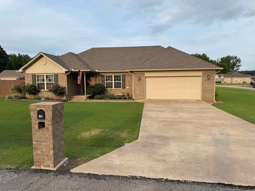 This beautifully updated home sits on a large corner lot.  It offers a split floor plan, tray ceiling in master, laminate wood flooring and tons of closet space. Lots of upgrades: quartz countertops in kitchen, built-ins in the master closet, new carpet 2023 , HVAC 2021, new hot water 2023. Covered back patio, fenced in yard. This is a must see at this price.