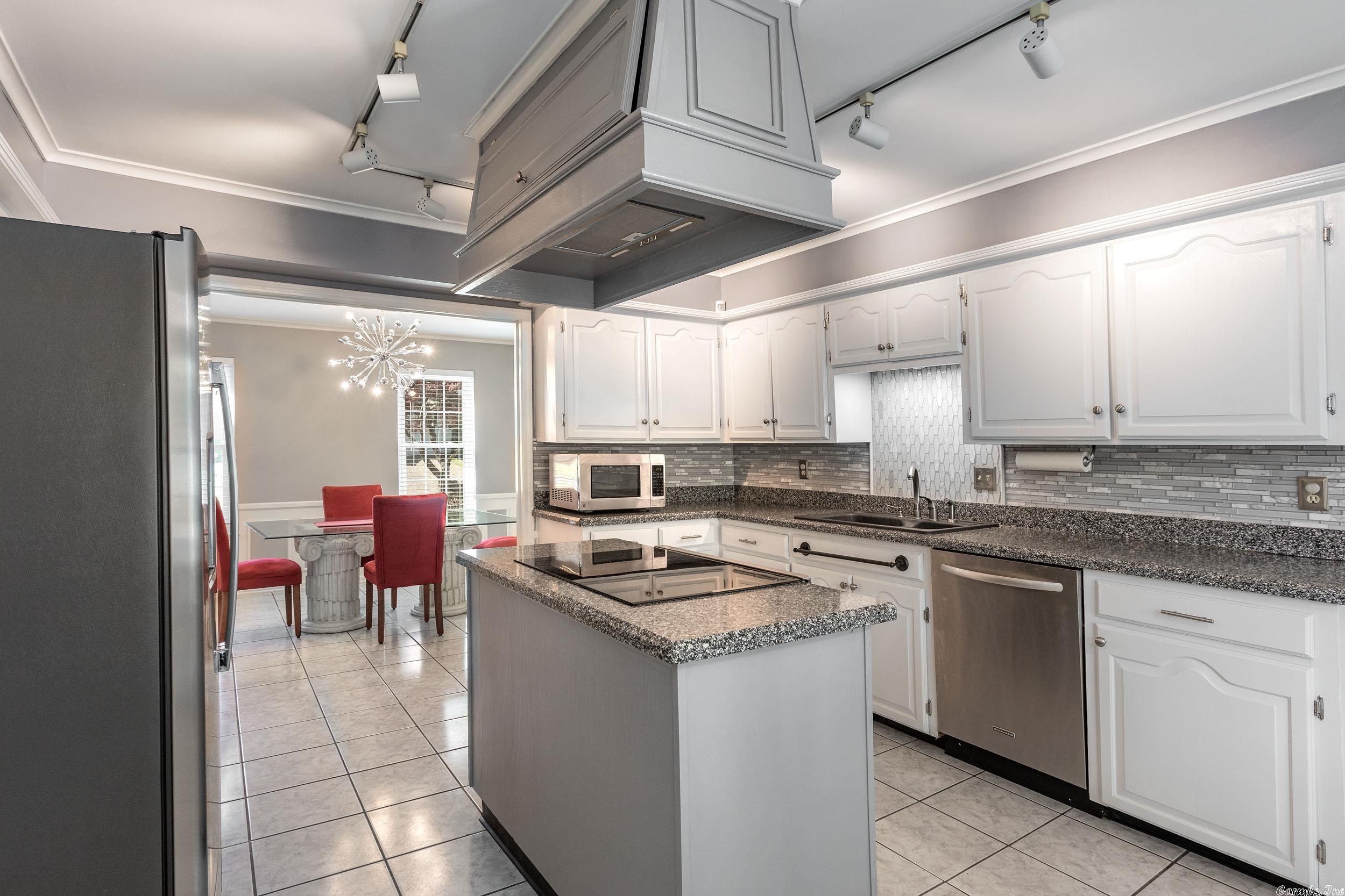 KIMBERLY MANOR TO CRYSTAL HILL - Residential