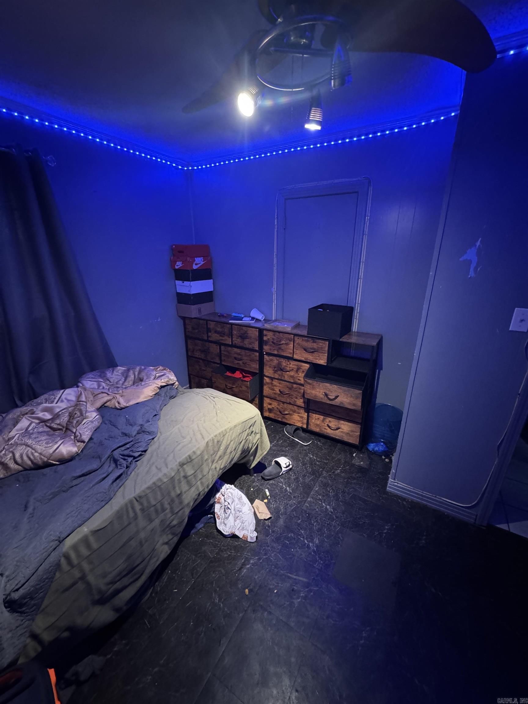 SENYARD FRED ADD - Residential