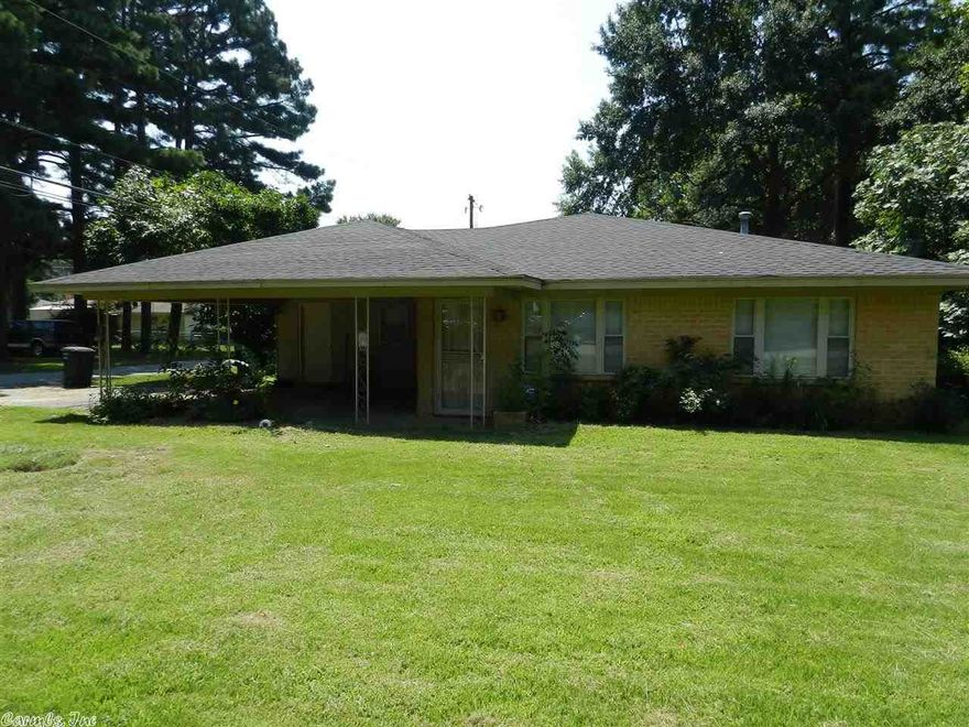 3BR/2BA brick home on corner lot, fenced backyard with storage building. Has large living room, formal dining and sunroom or bonus room on back. Measurement encourage. Needs a little TLC. SOLD AS IS. See agents remark. Proof of funds required for cash offer; Lender Pre-Approval letter for financed offers. See Remarks