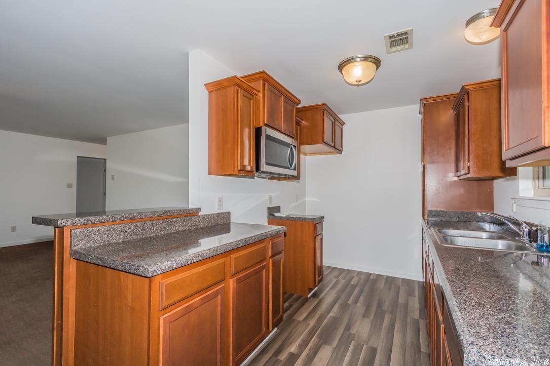 PECAN LAKE - Residential