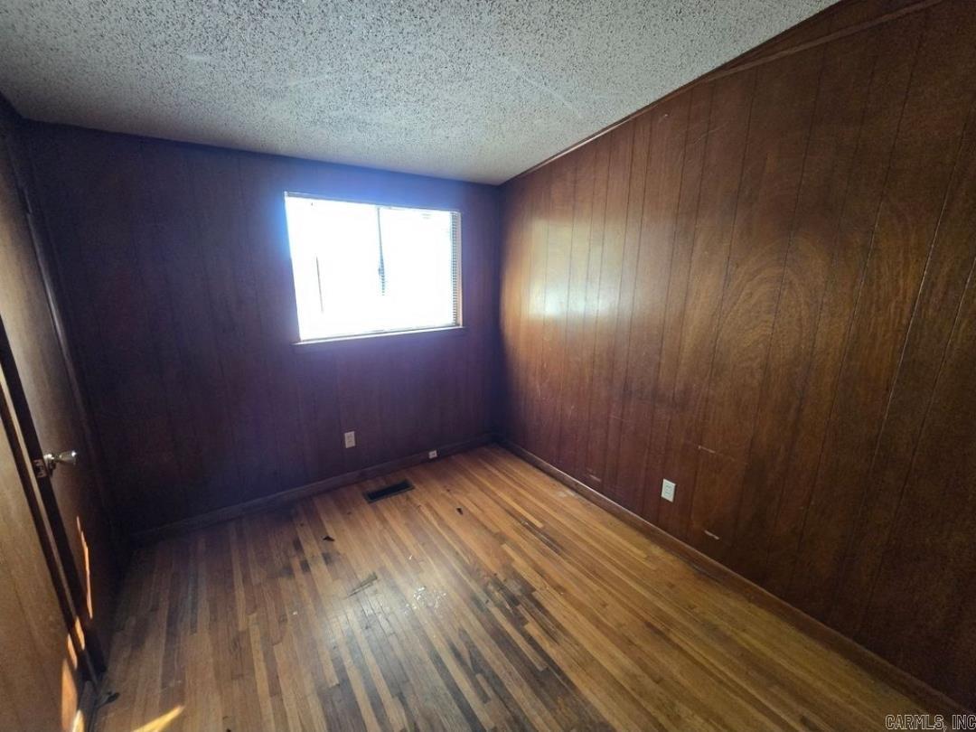 Amboy Heights - Residential Lease