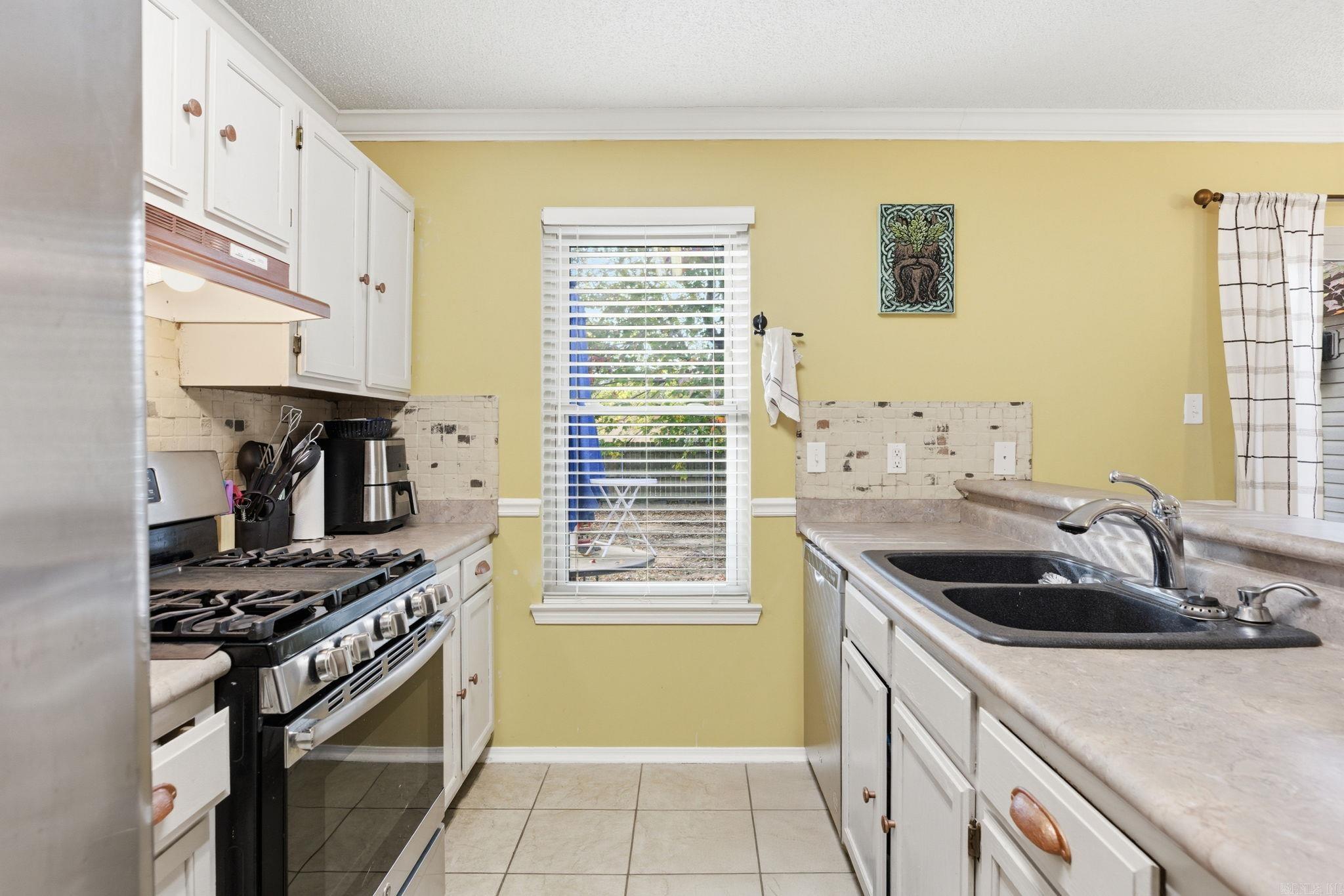 BRYANT MEADOWS - Residential