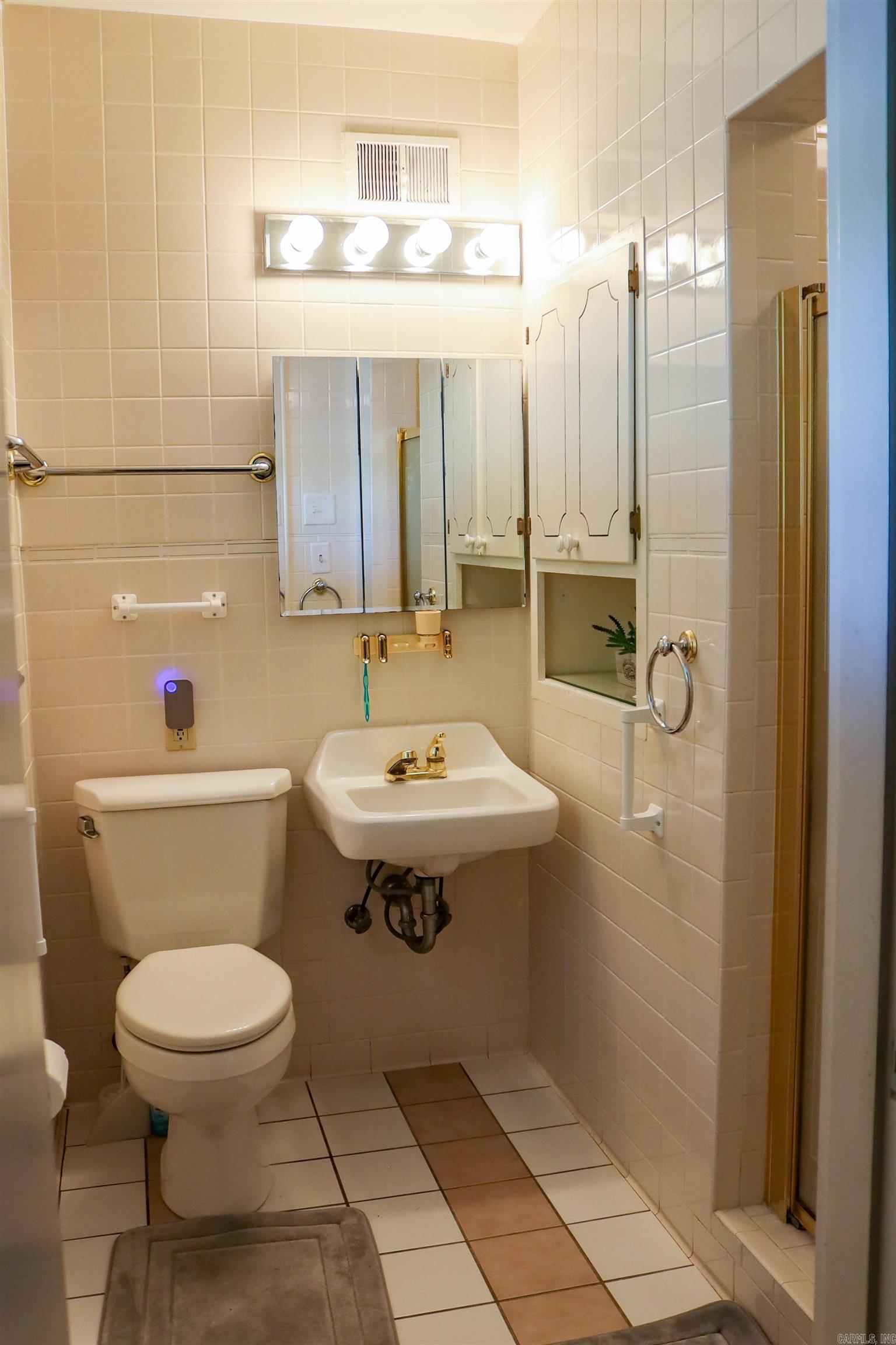 Stuck & Stuck 2nd - Residential