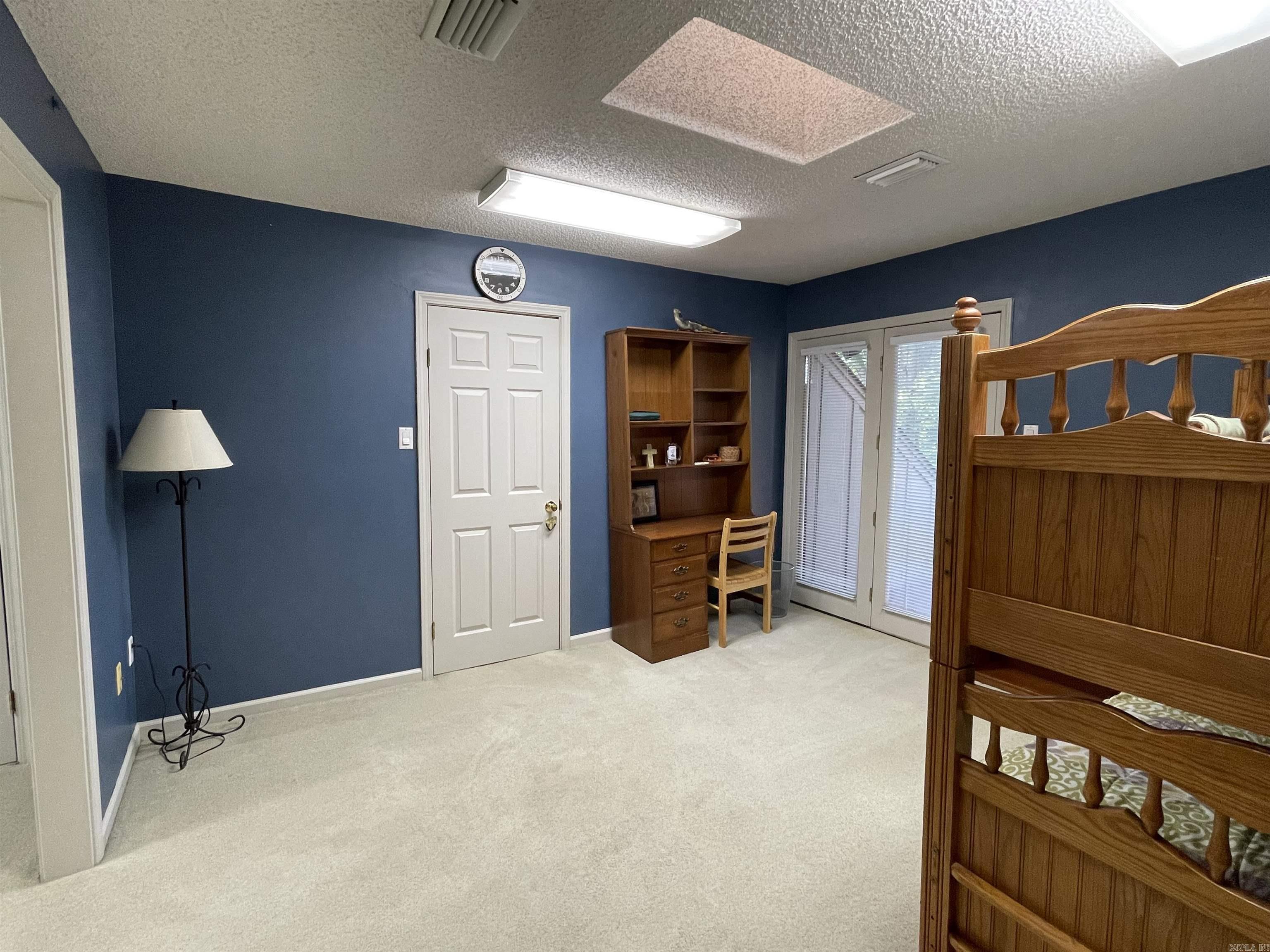 QUAIL CREEK EST - Residential
