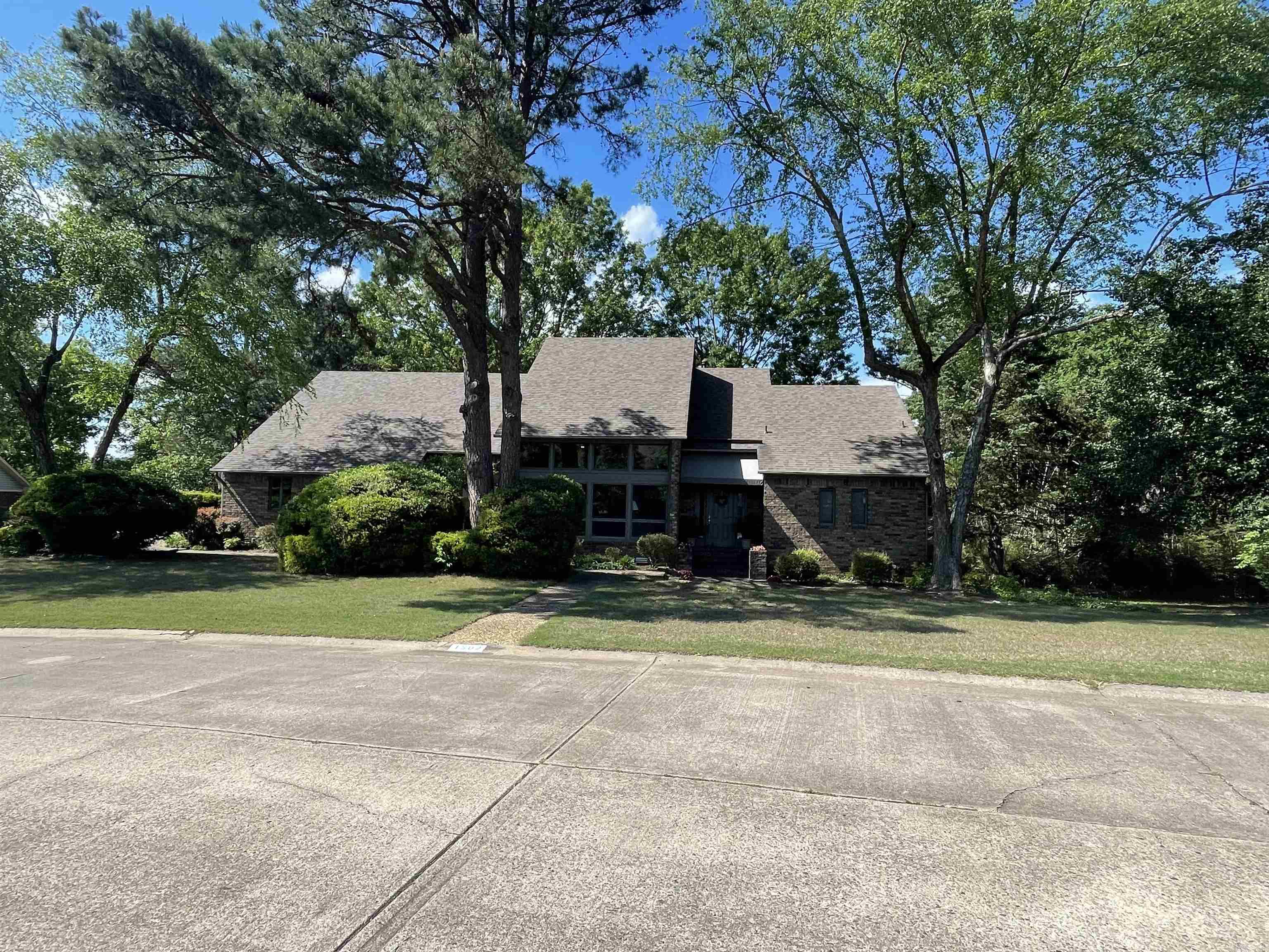 QUAIL CREEK EST - Residential