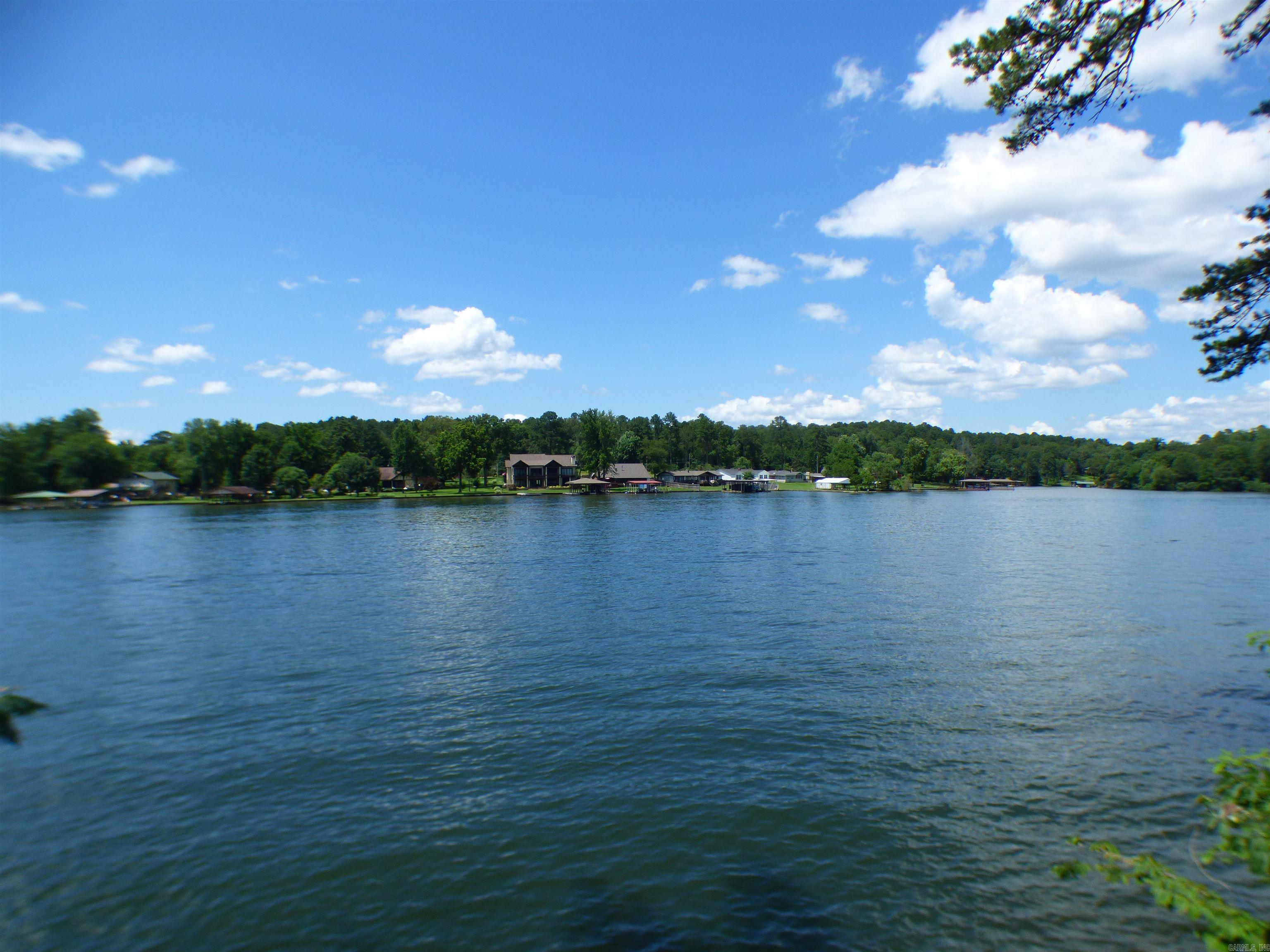 La Ho Heights - Land