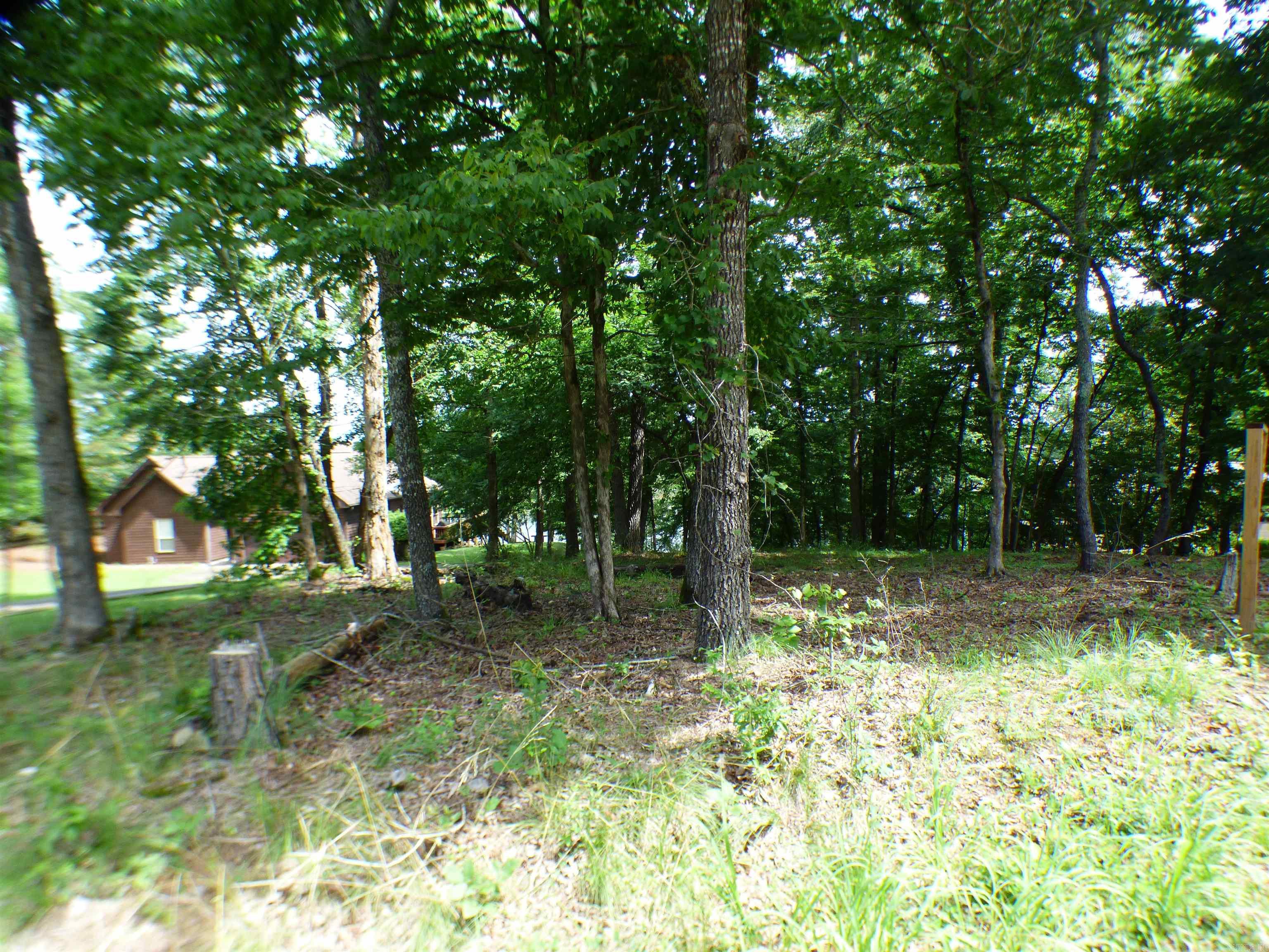 La Ho Heights - Land