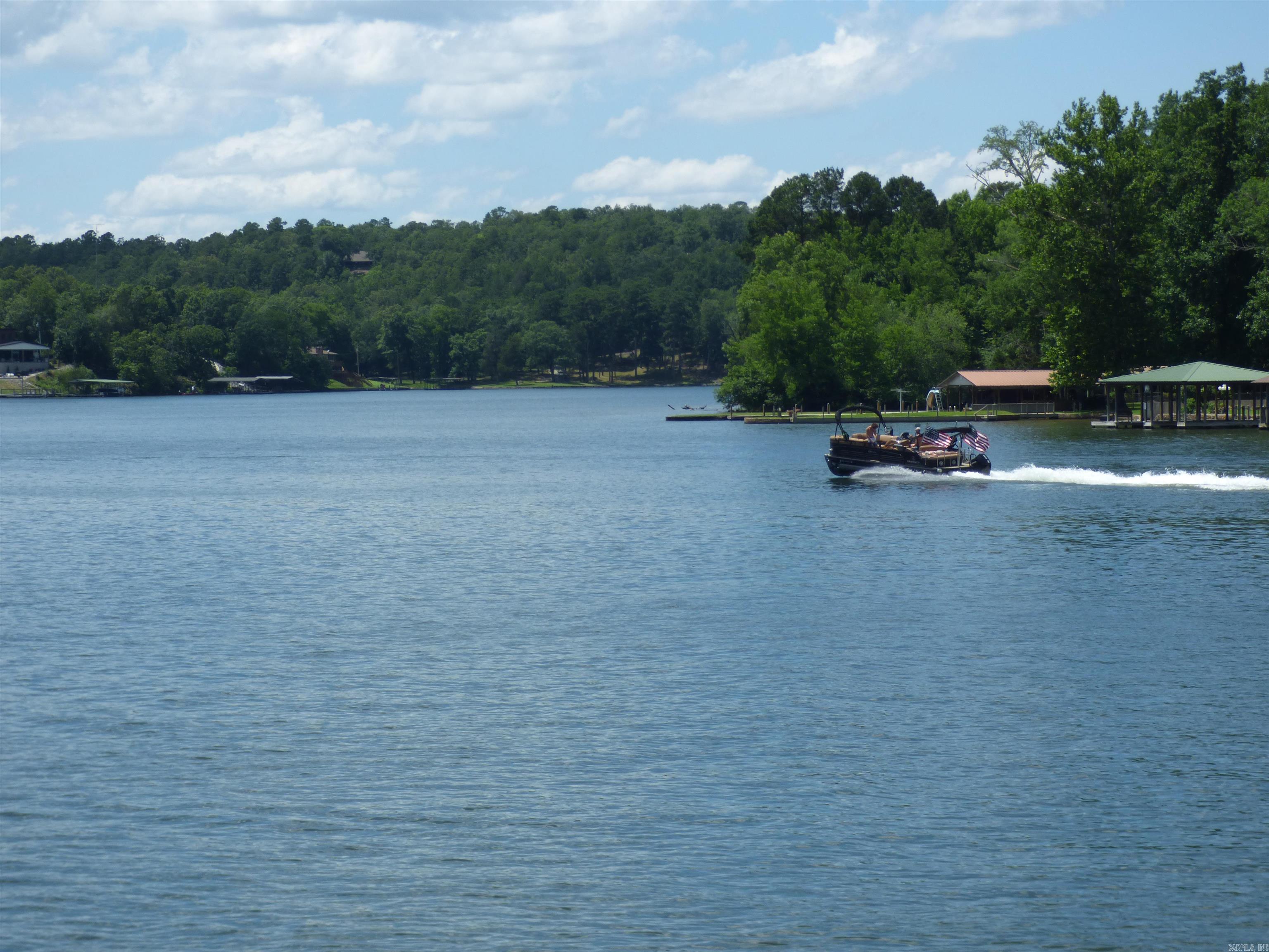 La Ho Heights - Land