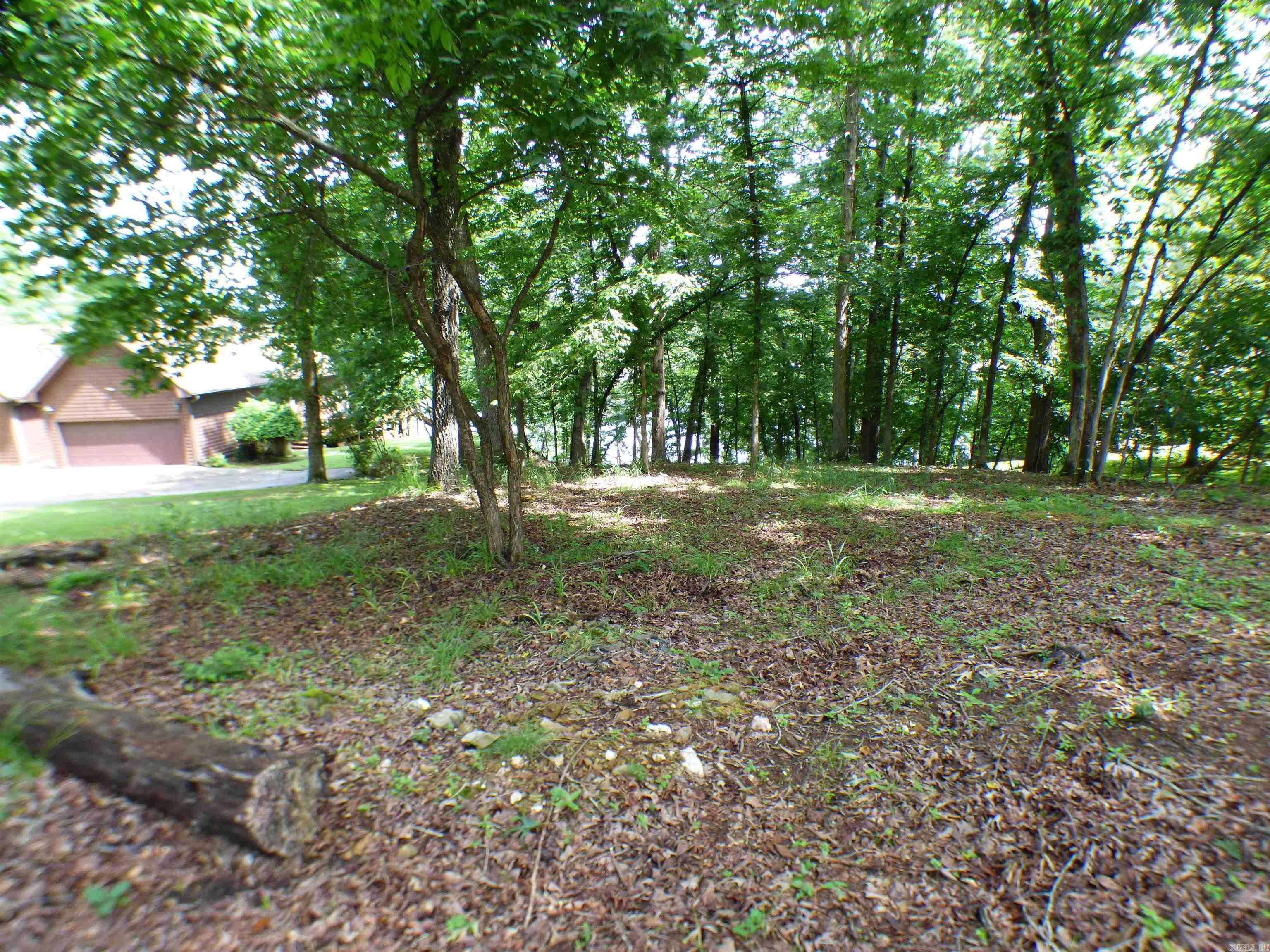 La Ho Heights - Land