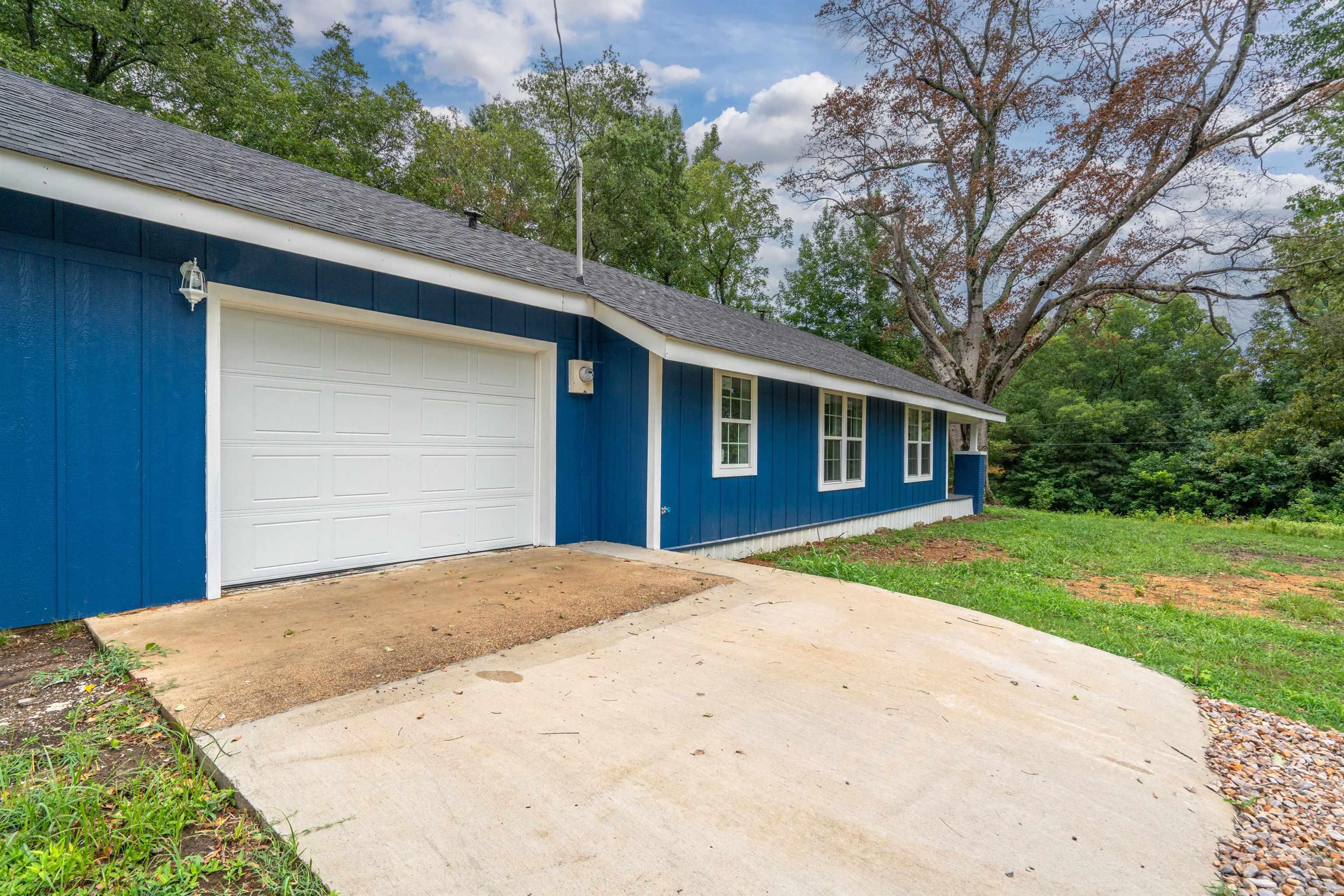 Hayes 2nd - Residential