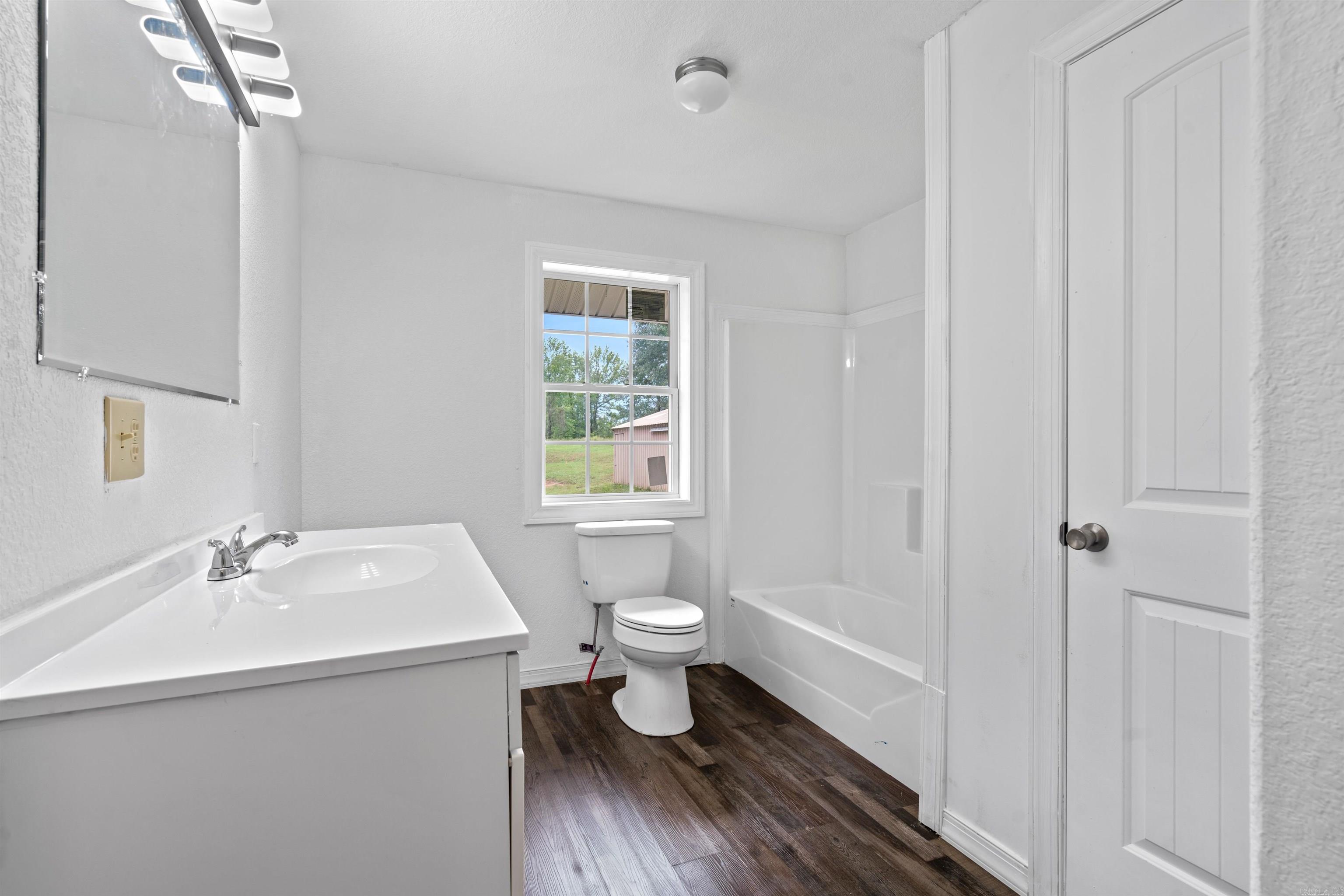 Hayes 2nd - Residential