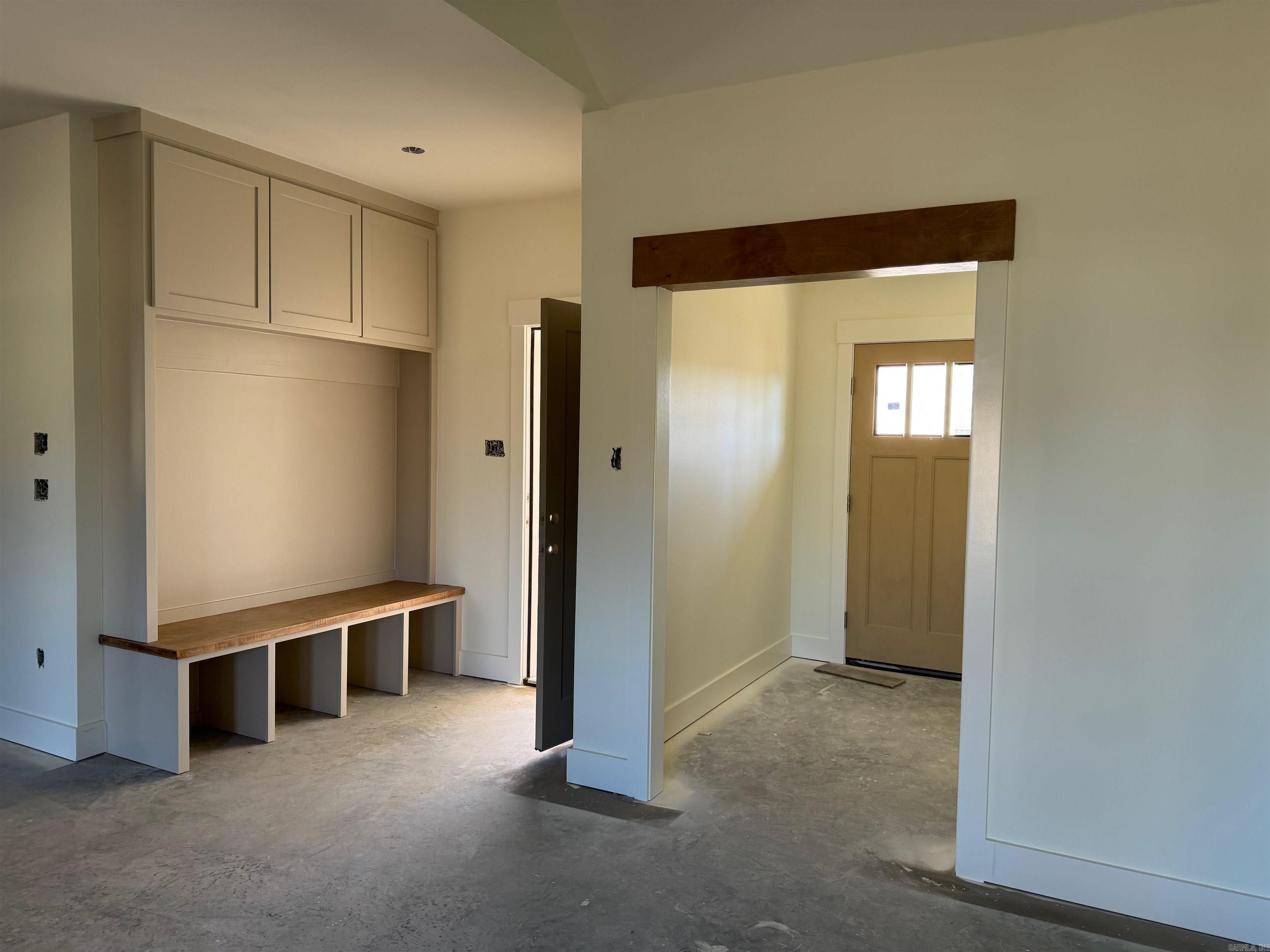 EAST MEADOW - Residential