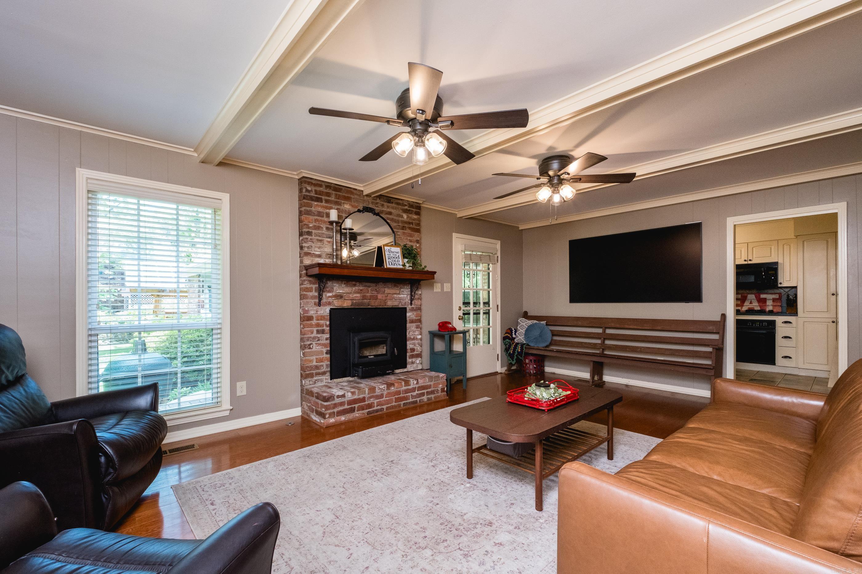 Leawood Manor 1st - Residential