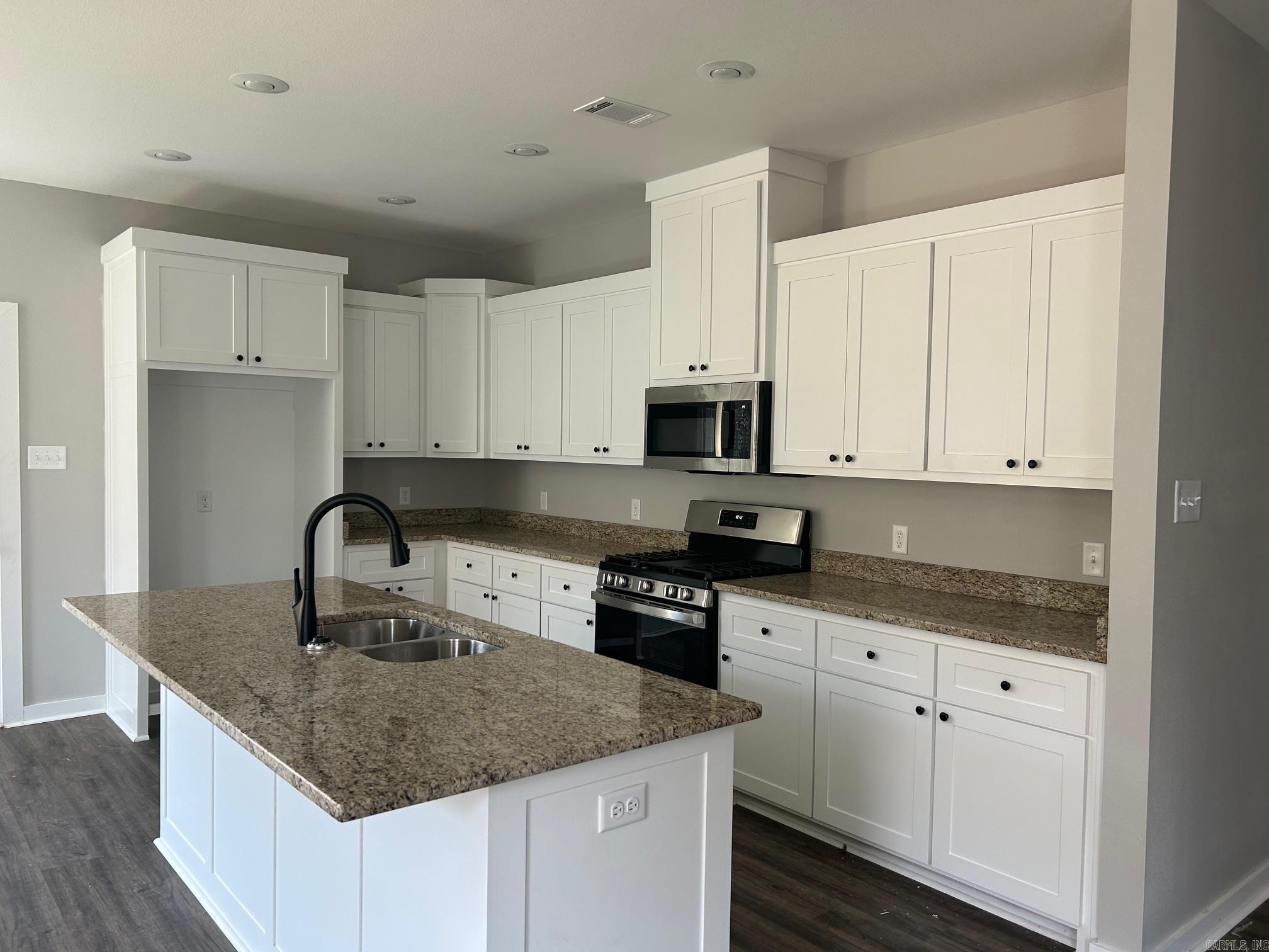 KNOTTING HILL - Residential