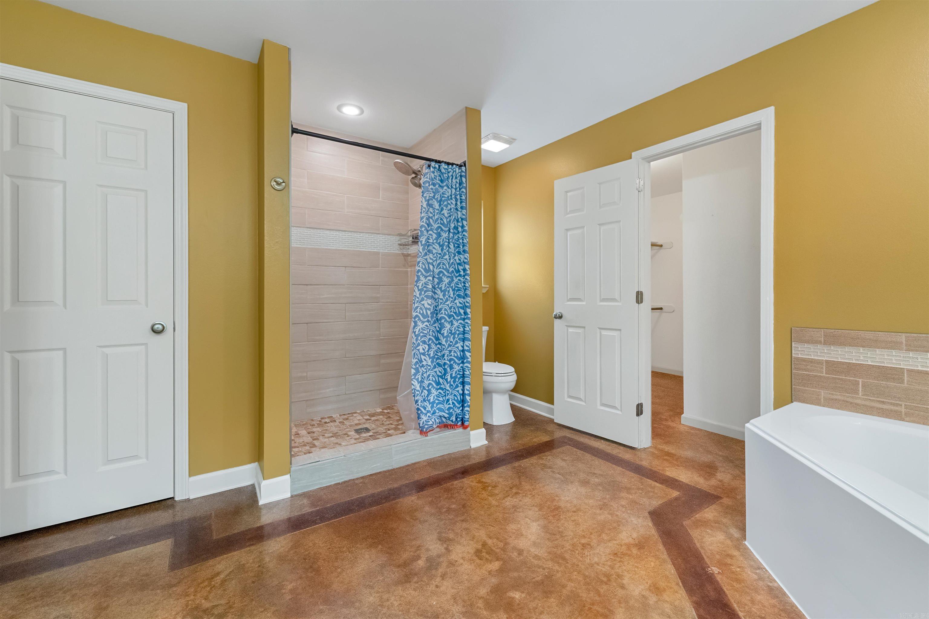 TURTLE CREEK - Residential