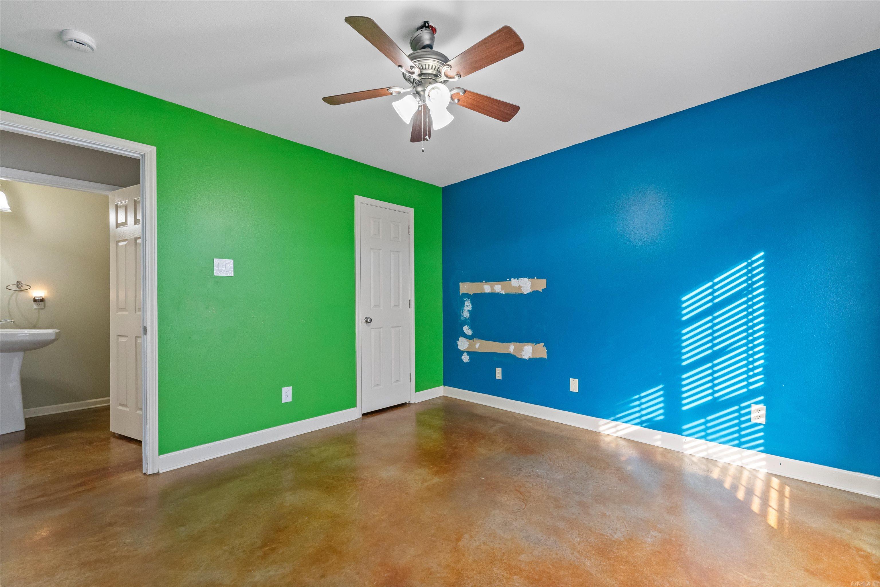 TURTLE CREEK - Residential