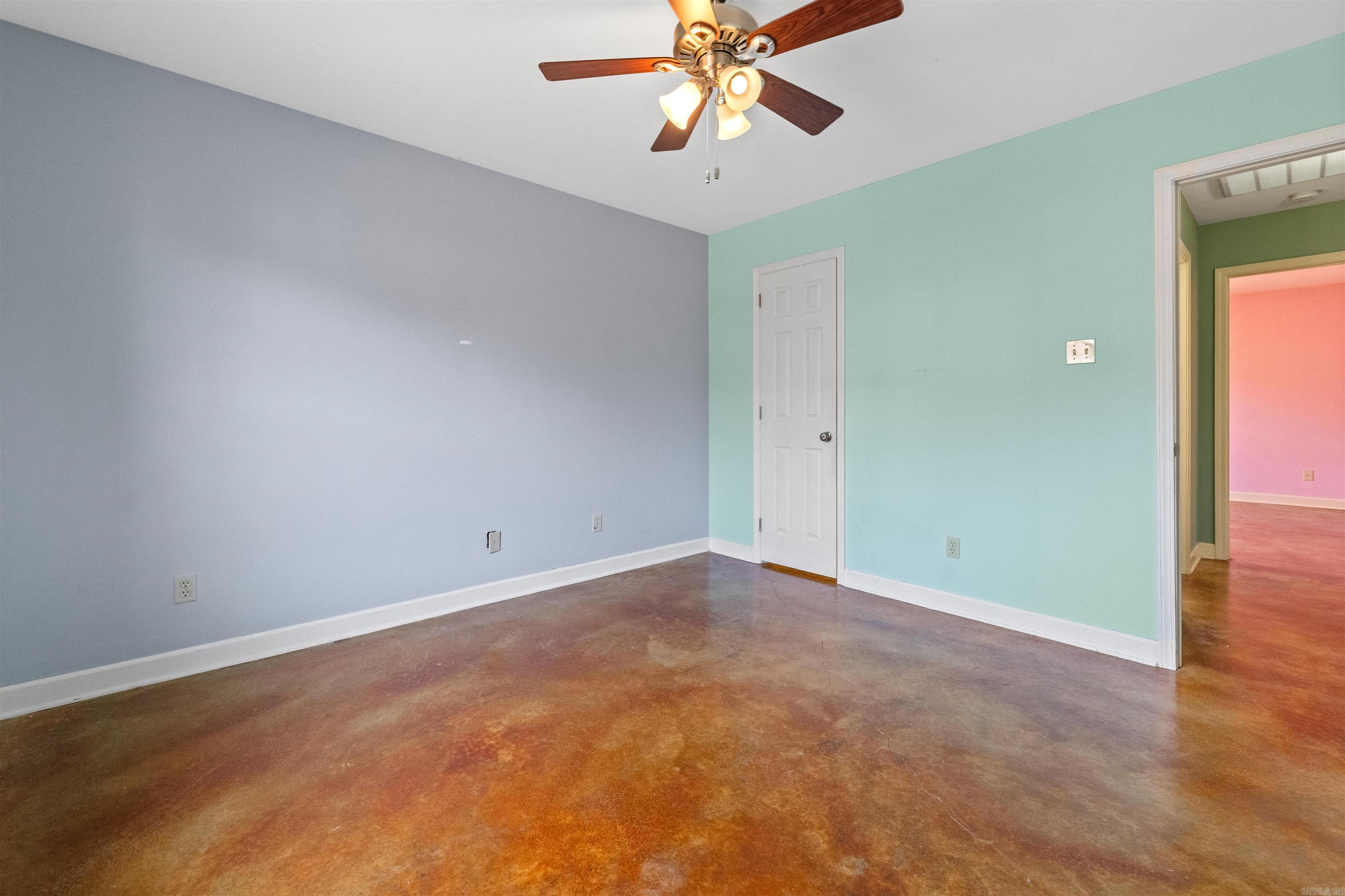 TURTLE CREEK - Residential