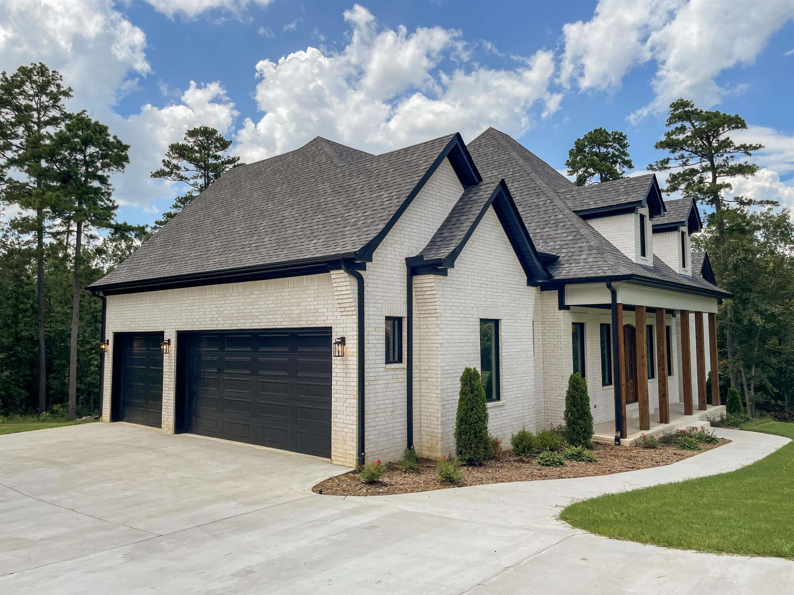 WATERVIEW ESTATES - Residential