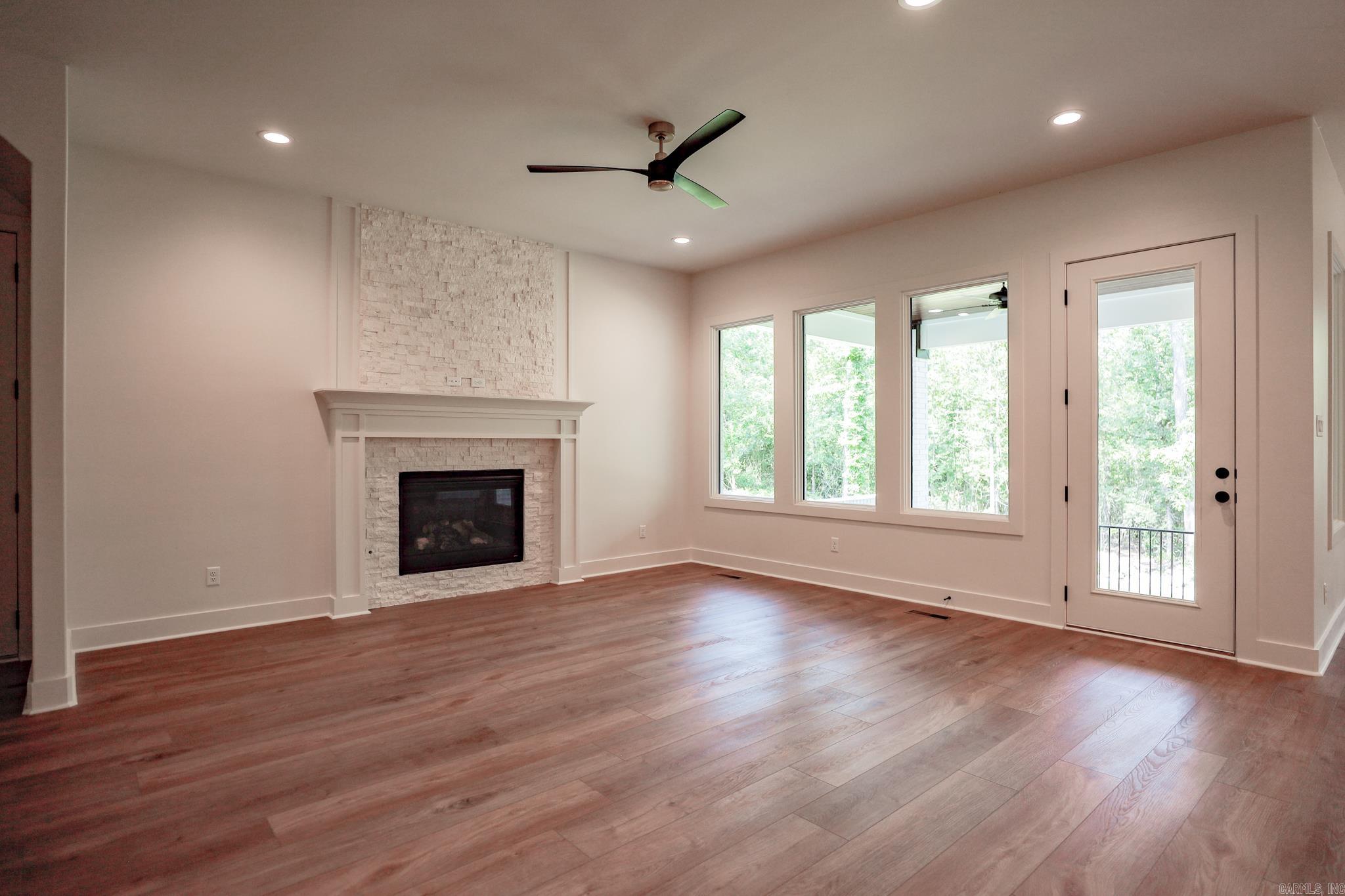 WATERVIEW ESTATES - Residential