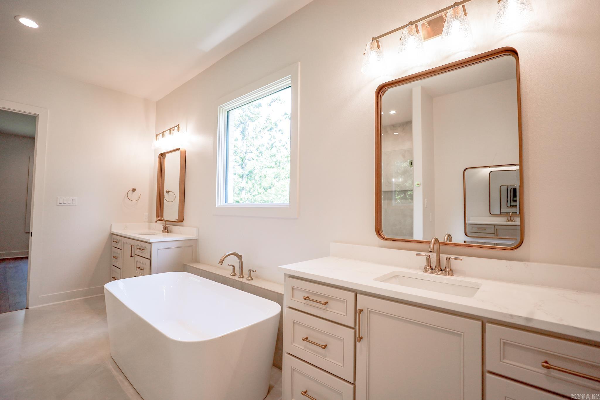 WATERVIEW ESTATES - Residential