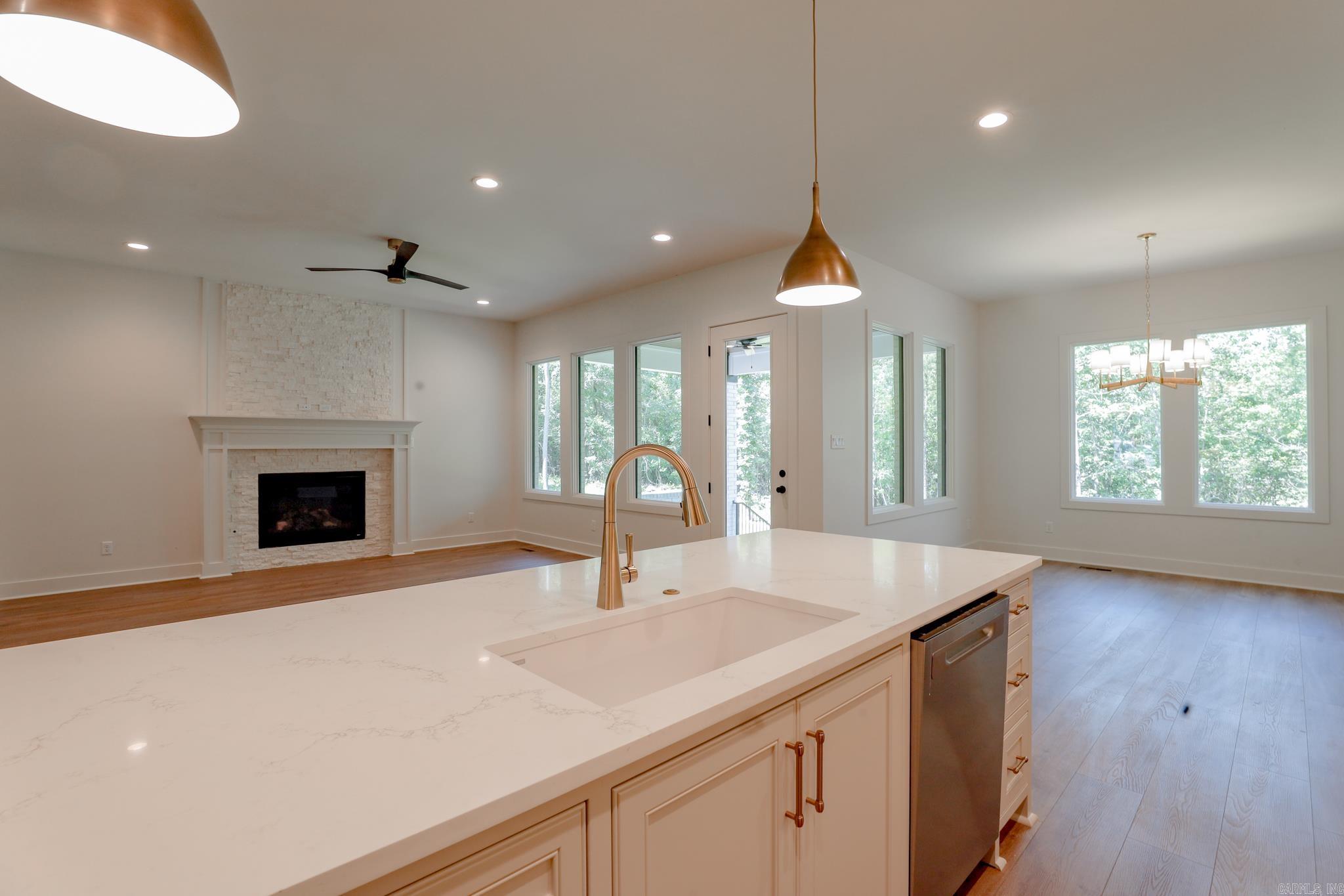 WATERVIEW ESTATES - Residential