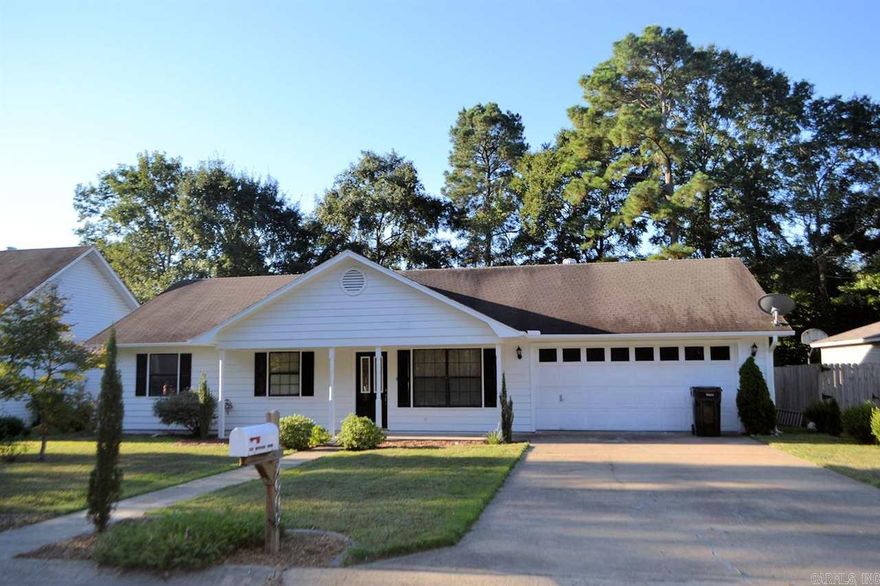 Cute little home in convenient location in Benton!  Lots of curbside appeal!   Home has new carpet in all the bedrooms.   New hot water heater!  Large 2 car garage with storage room.  Private, fully fenced backyard with large pergola on back patio. Spa-like master bathroom with whirlpool tub & huge walk in tiled shower. Vaulted ceilings in the great room.  Perfect for a first time home-buyer! refrigerator conveys.  Easy to show!