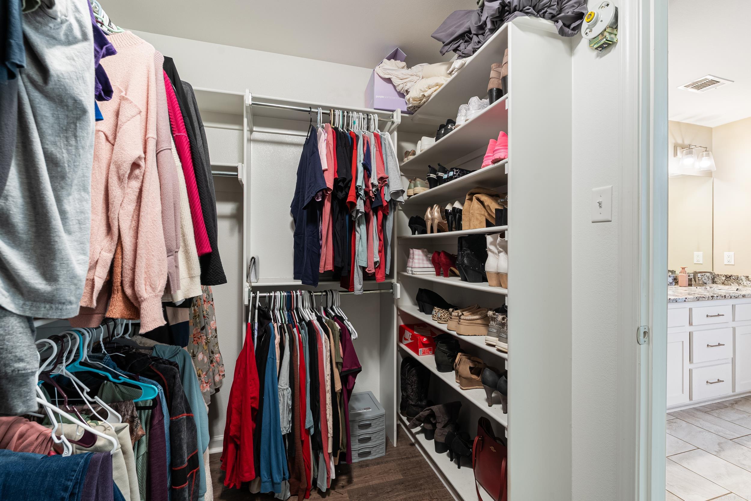 GIBRALTER HGTS - Residential