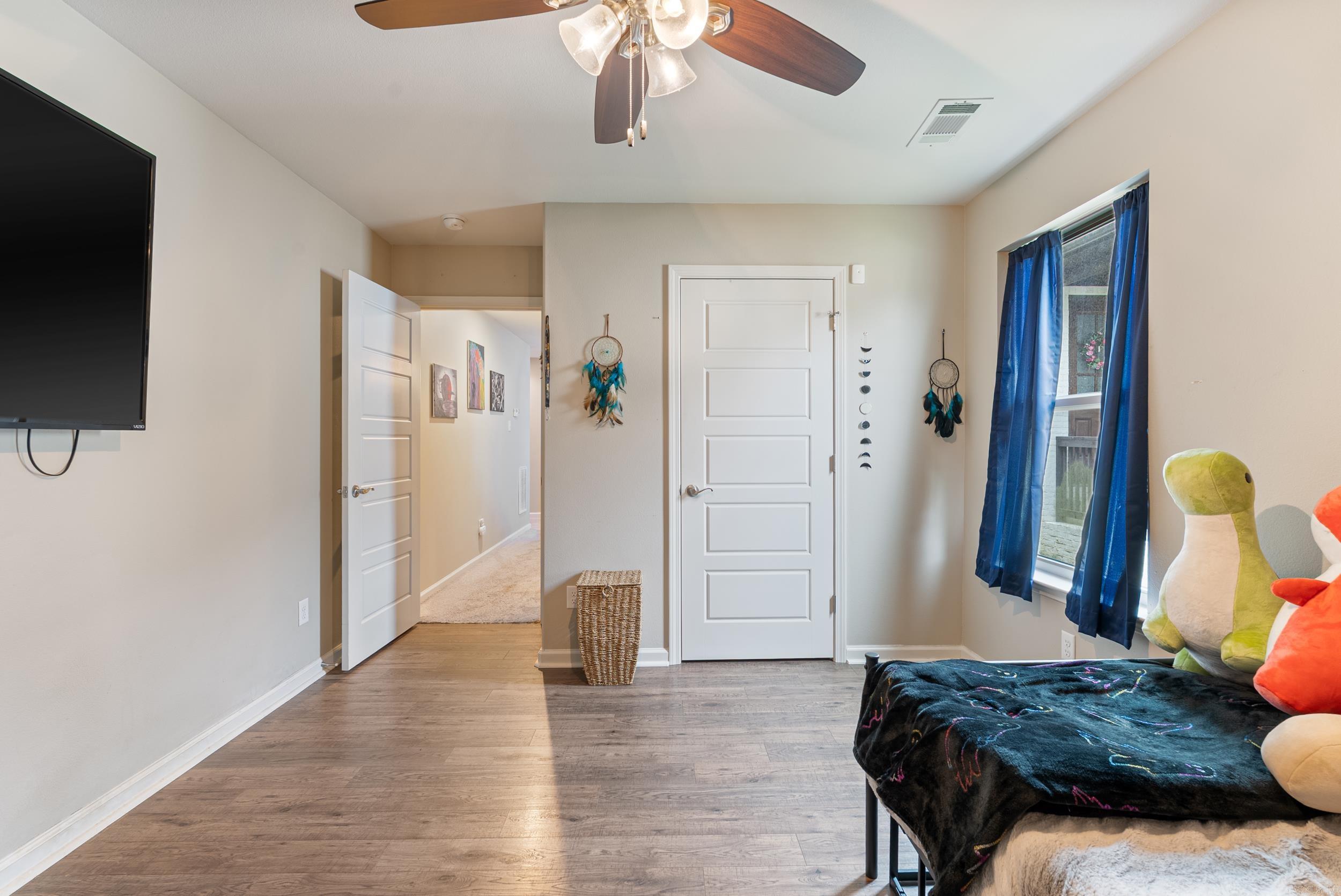 GIBRALTER HGTS - Residential