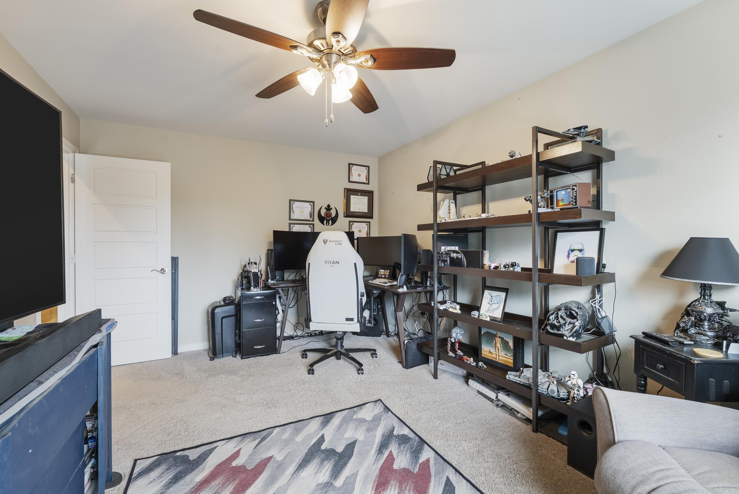 GIBRALTER HGTS - Residential