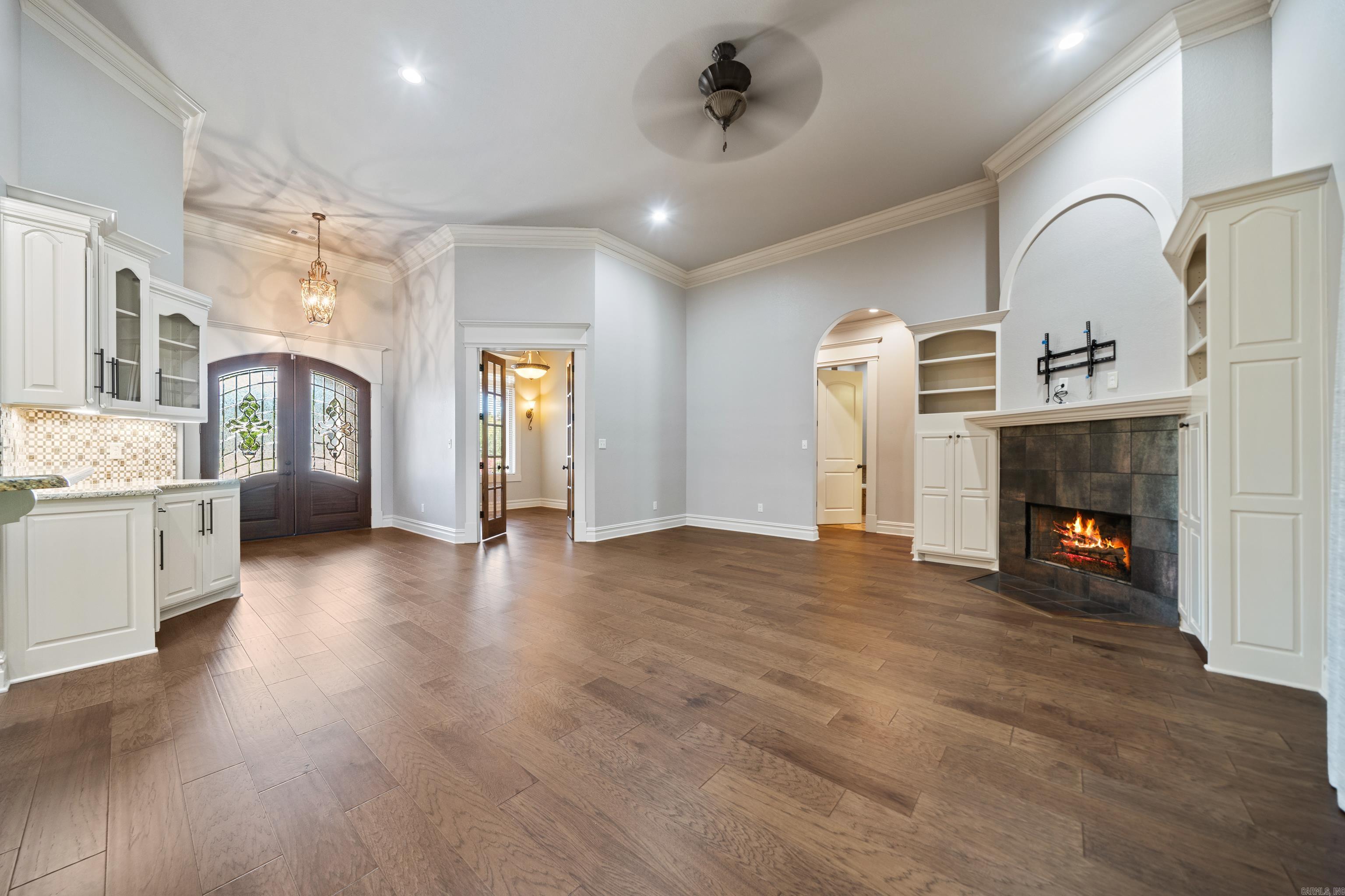 Red Oak Ridge - Residential