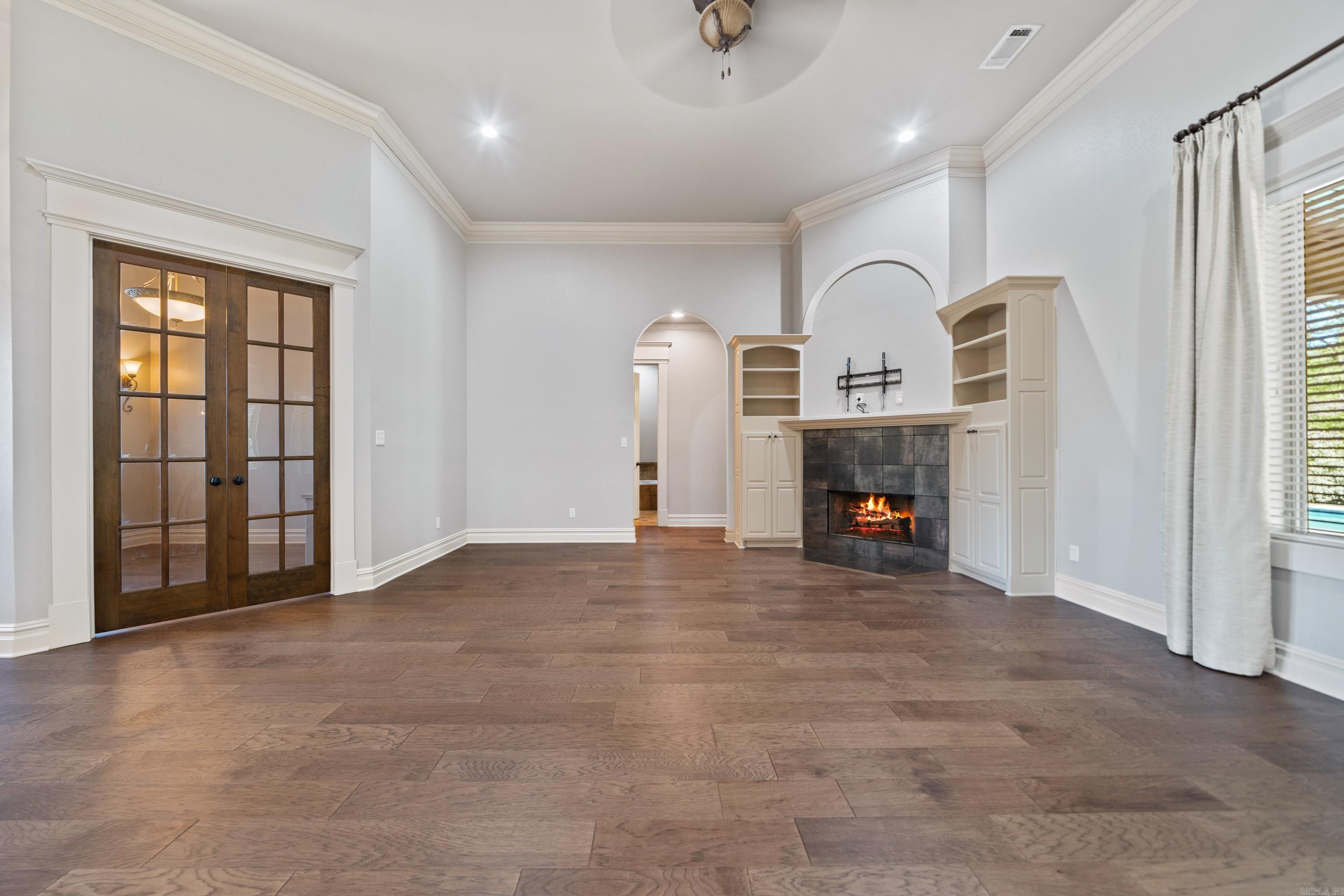 Red Oak Ridge - Residential