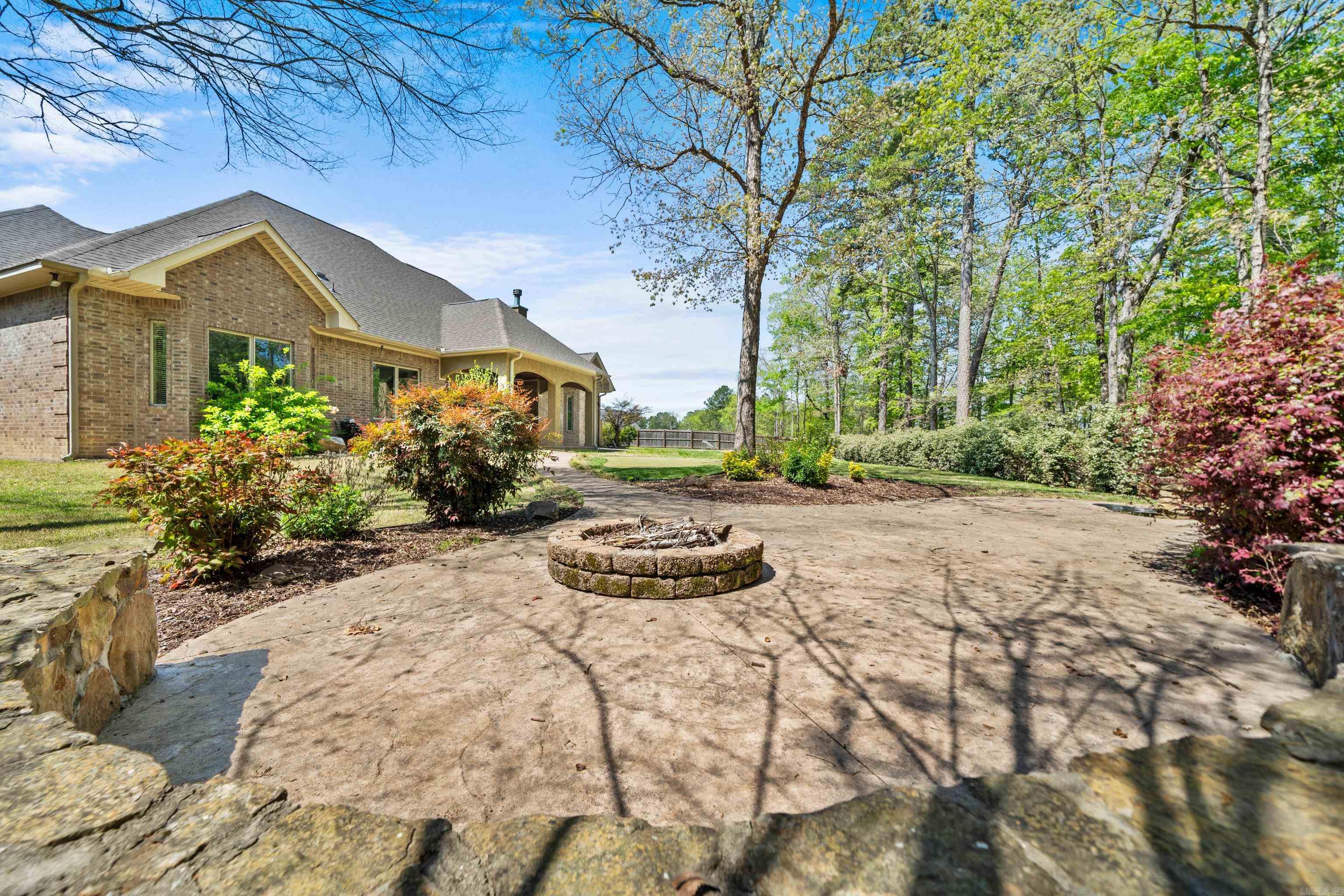 Red Oak Ridge - Residential