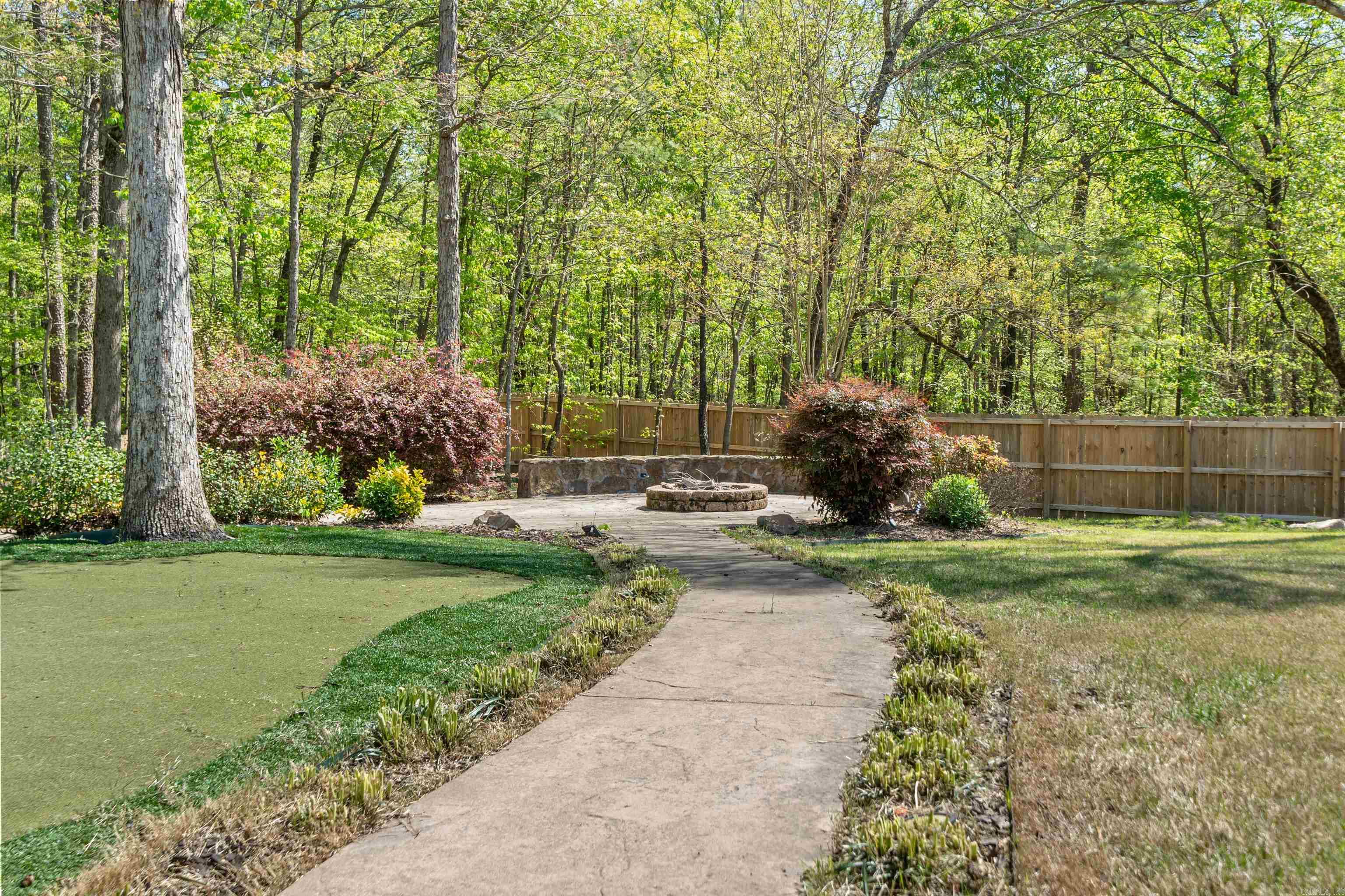Red Oak Ridge - Residential