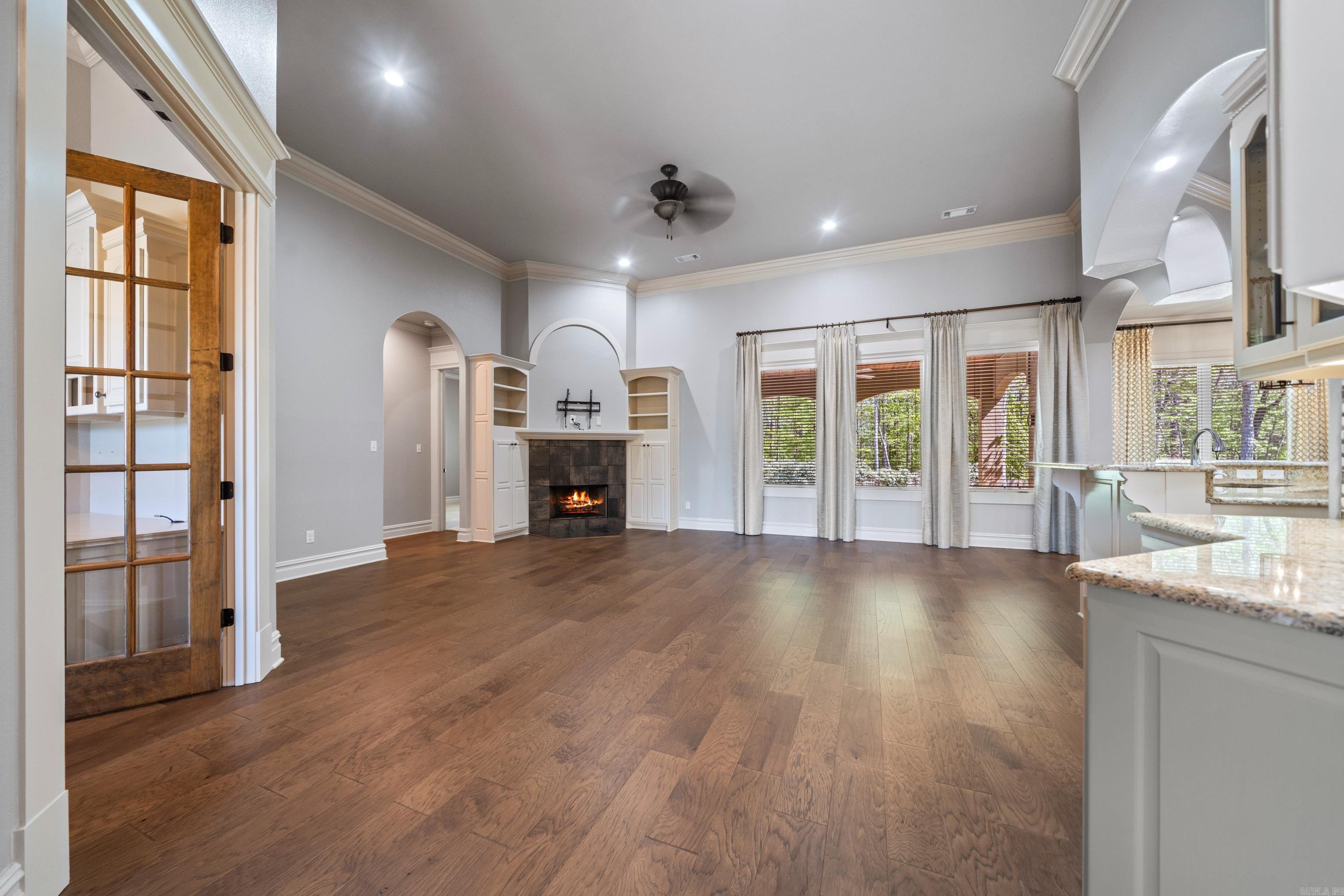Red Oak Ridge - Residential